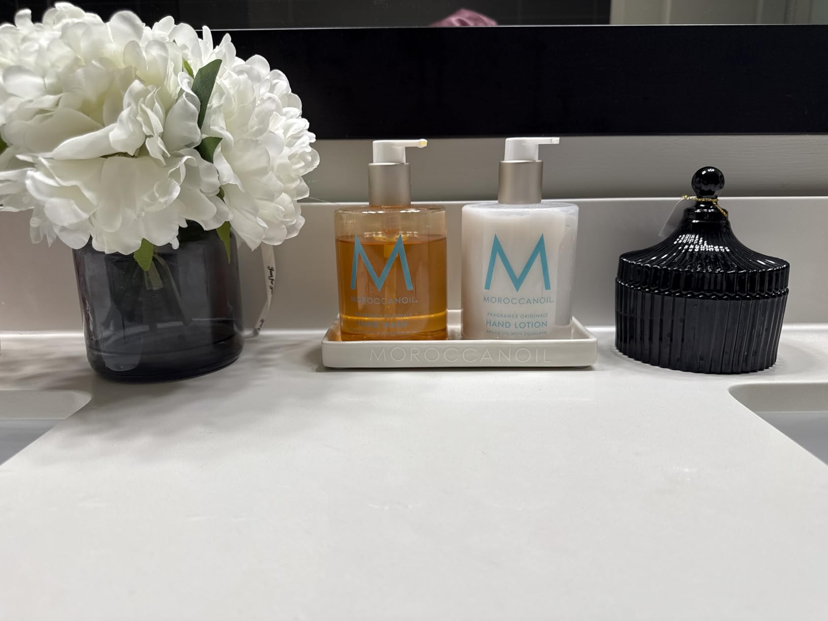 Moroccanoil Hand Care Essentials Set | Hand Wash & Lotion Duo With Ceramic Tray customer photo 2