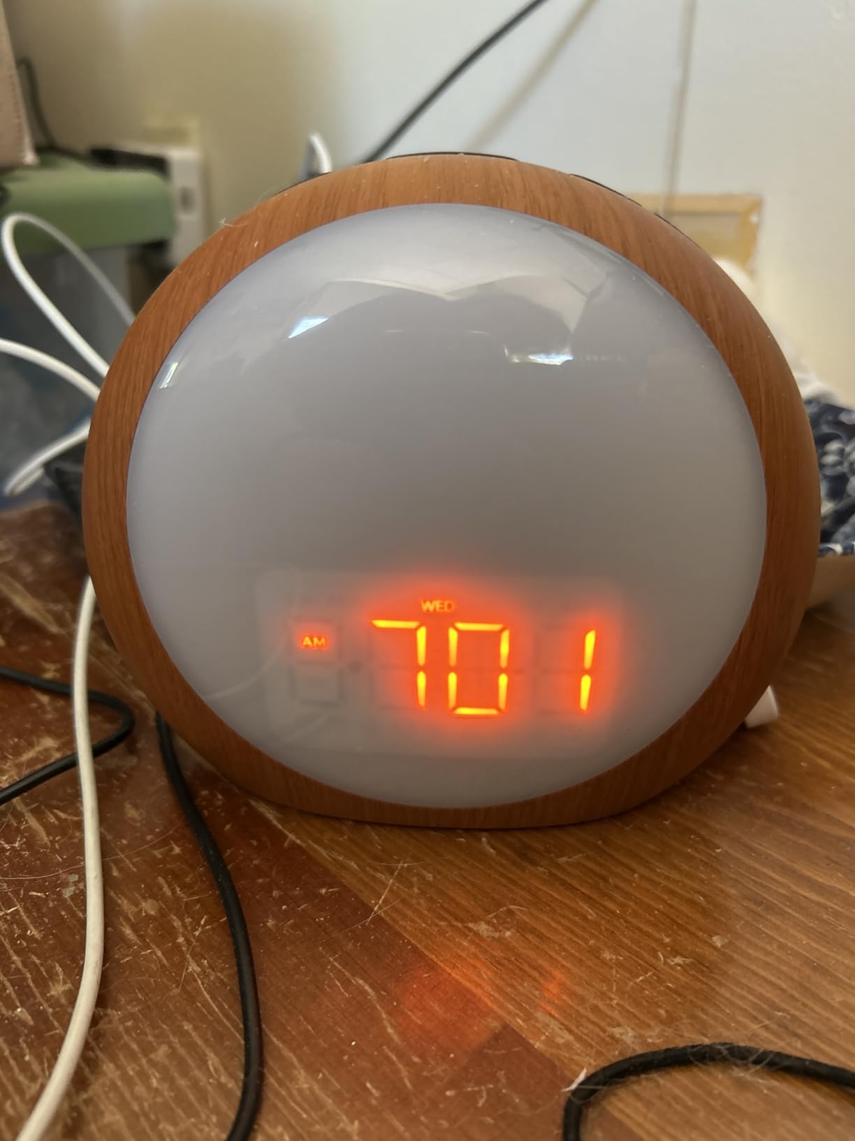 iDealSleep Sunrise Wake Up Light Alarm Clock White Noise Sound Machine | Sunrise Sunset Simulation for Heavy Sleepers Kids Bedroom Dual Alarms Snooze Sound Brown Noise Machine with 25 Sounds customer photo 1