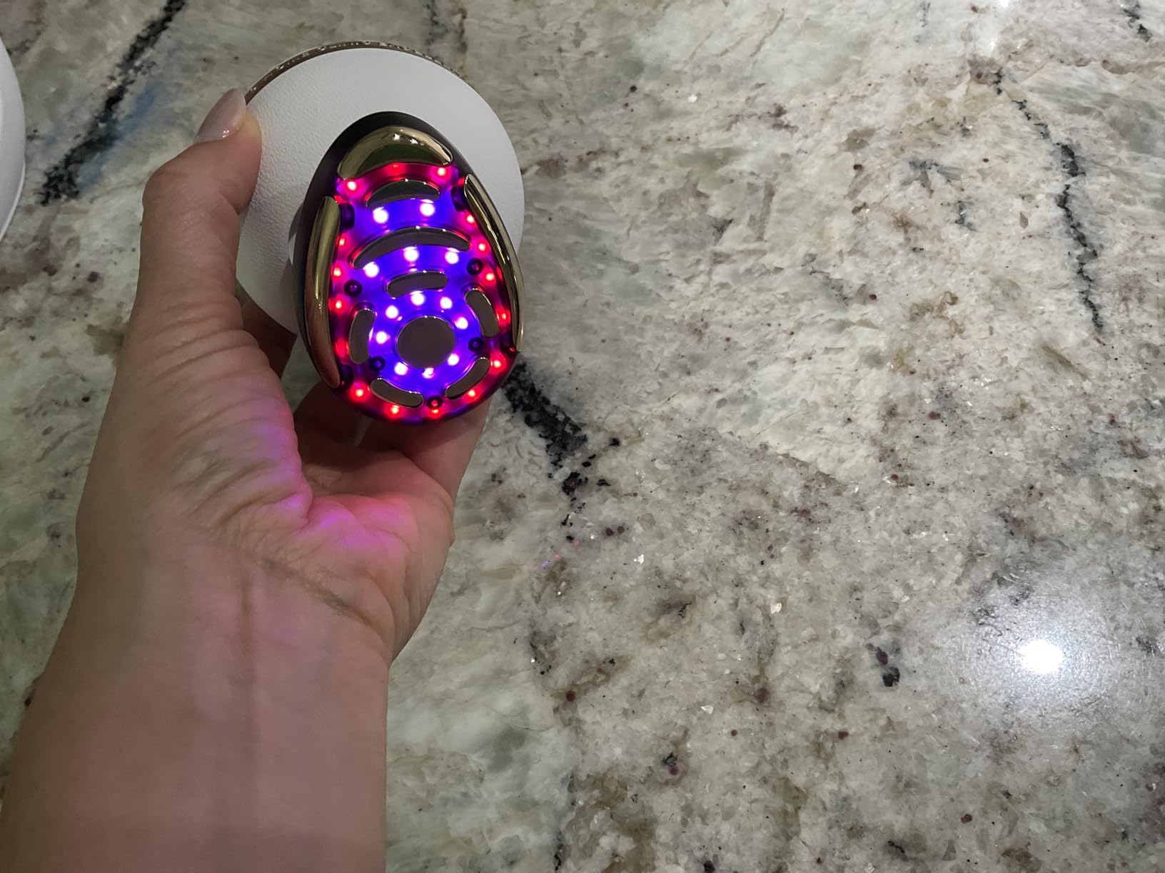 INIA SPHERA Upgraded 8-in-1 Microcurrent Facial Device for Face & Neck | Red Light, Thermal & Cooling Beauty Tool, 5 Custom Modes, At-Home Skin Stimulation & Glow Care Skincare Tool customer photo 1