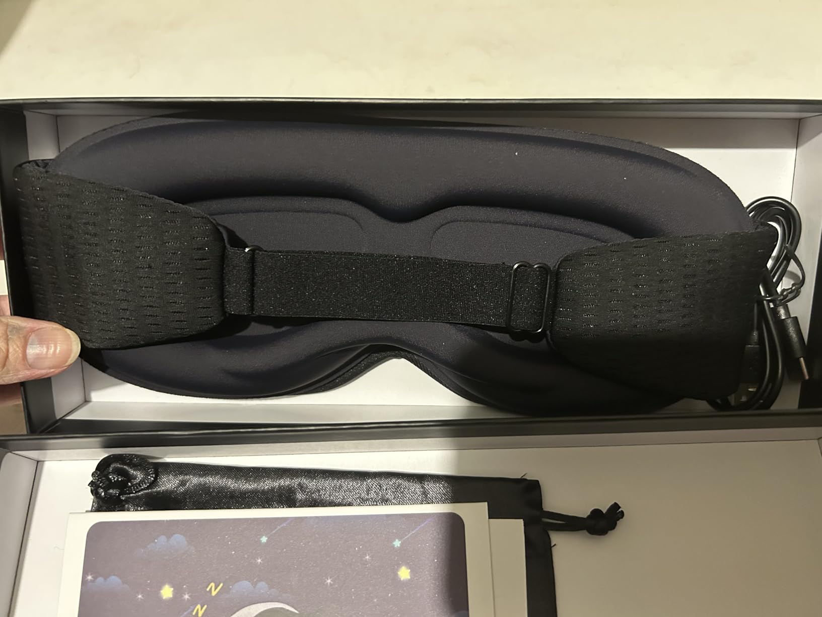 Bluetooth Sleep Mask with Headphones Removable 3D Contoured Cup customer photo 2