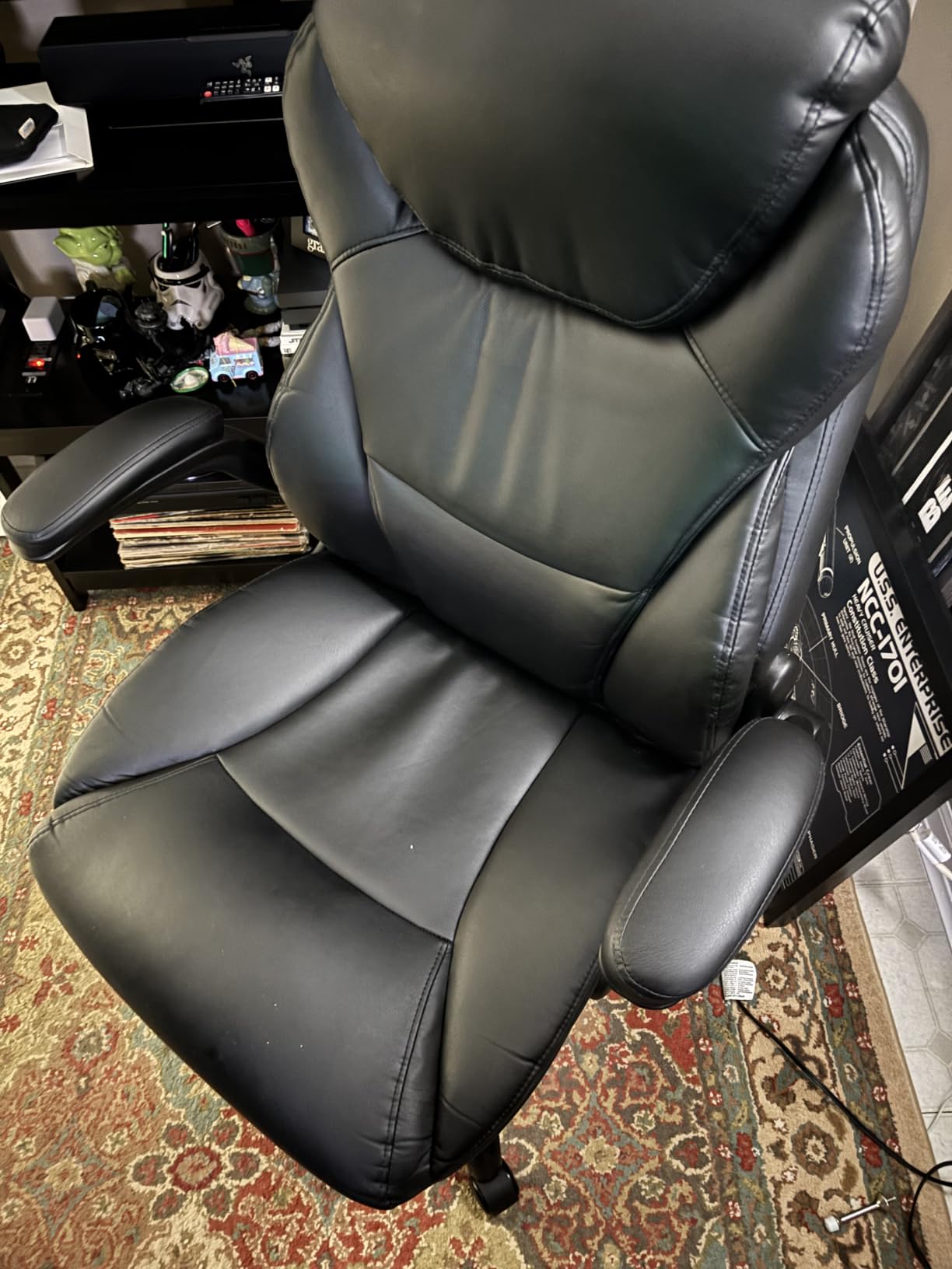 Big and Tall Office Chairs 400LBS Heavy Duty High Back Leather | Comfortable Desk Chair with Flip-up Arms, Swivel Rolling Computer Chair for Heavy People, Black customer photo 2