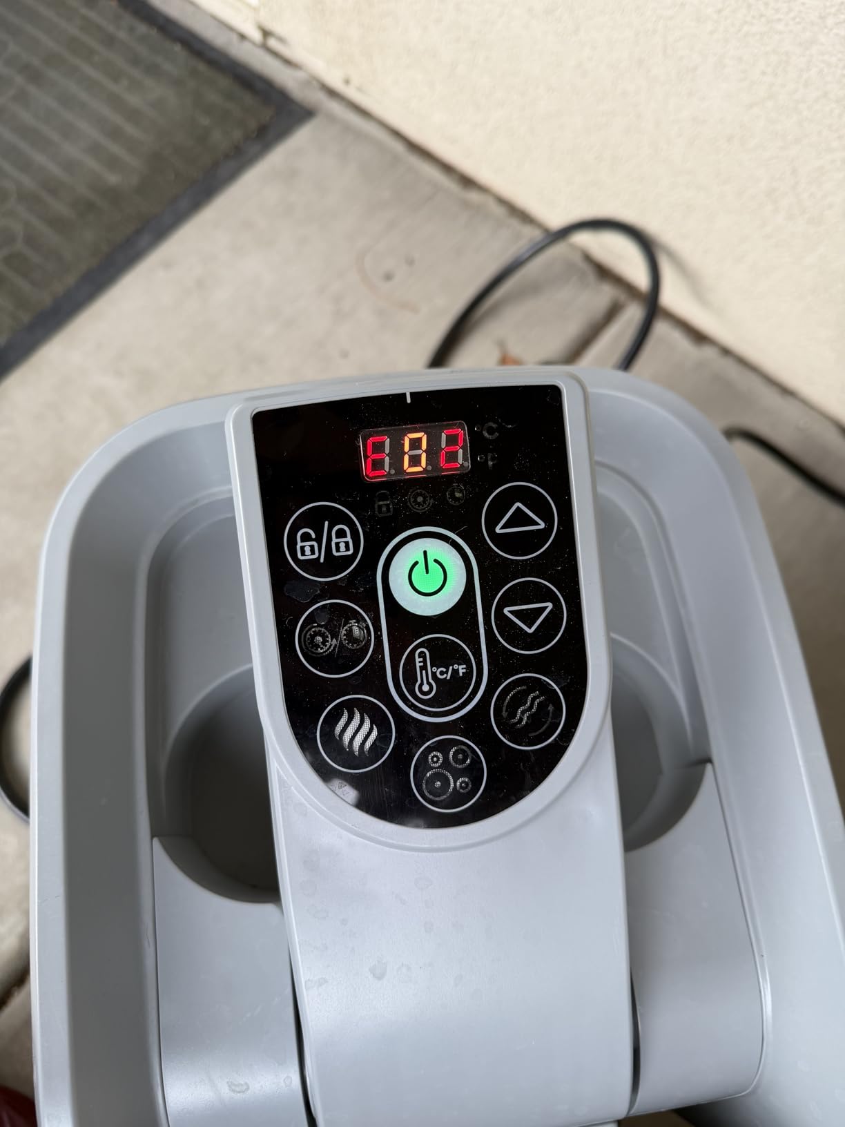 Coleman SaluSpa Miami Energy-Efficient AirJet 2-4 Person Inflatable Hot Tub | Smart Portable Outdoor Spa, Built-in EnergySense Insulation, Freeze Shield Technology, 120 Soothing Jets, 71