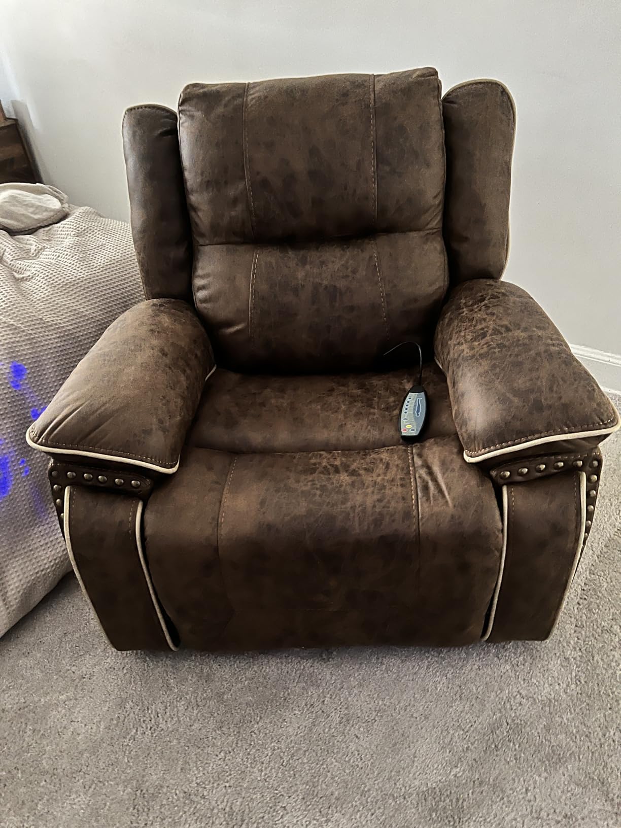 Bonzy Home Power Lift Recliner Chair for Elderly with Massage and Heat, Dual Motor Faux Leather Recliner Chair with Spacious Seat, 2 Cup Holders, Adjustable Headrest, Remote (Dark Brown) customer photo 1