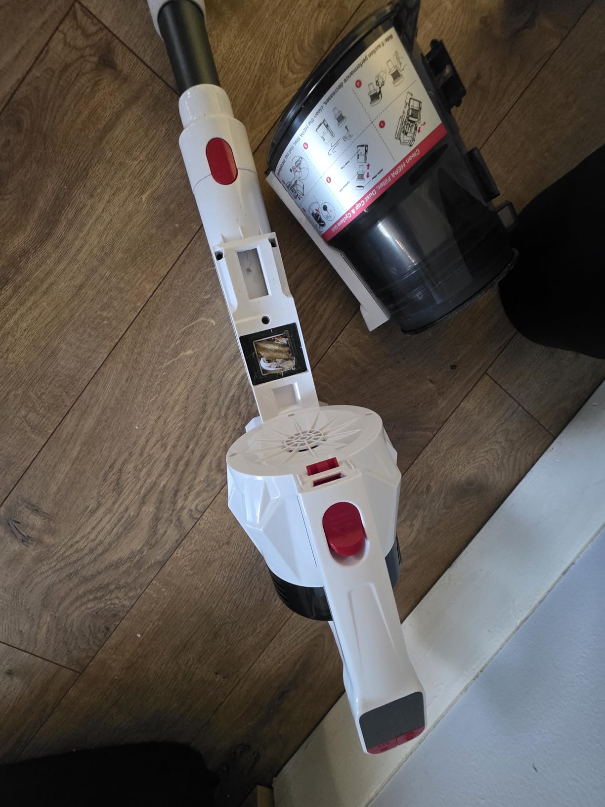 Tikom V750 Cordless Vacuum Cleaner for Home, 45000Pa/500W Stick Vacuum with LED Display, Charging Wall Dock, Anti-Tangle, Lightweight Handheld Vacuum for Pet Hair, Hard Floor, Carpet, White customer photo 2
