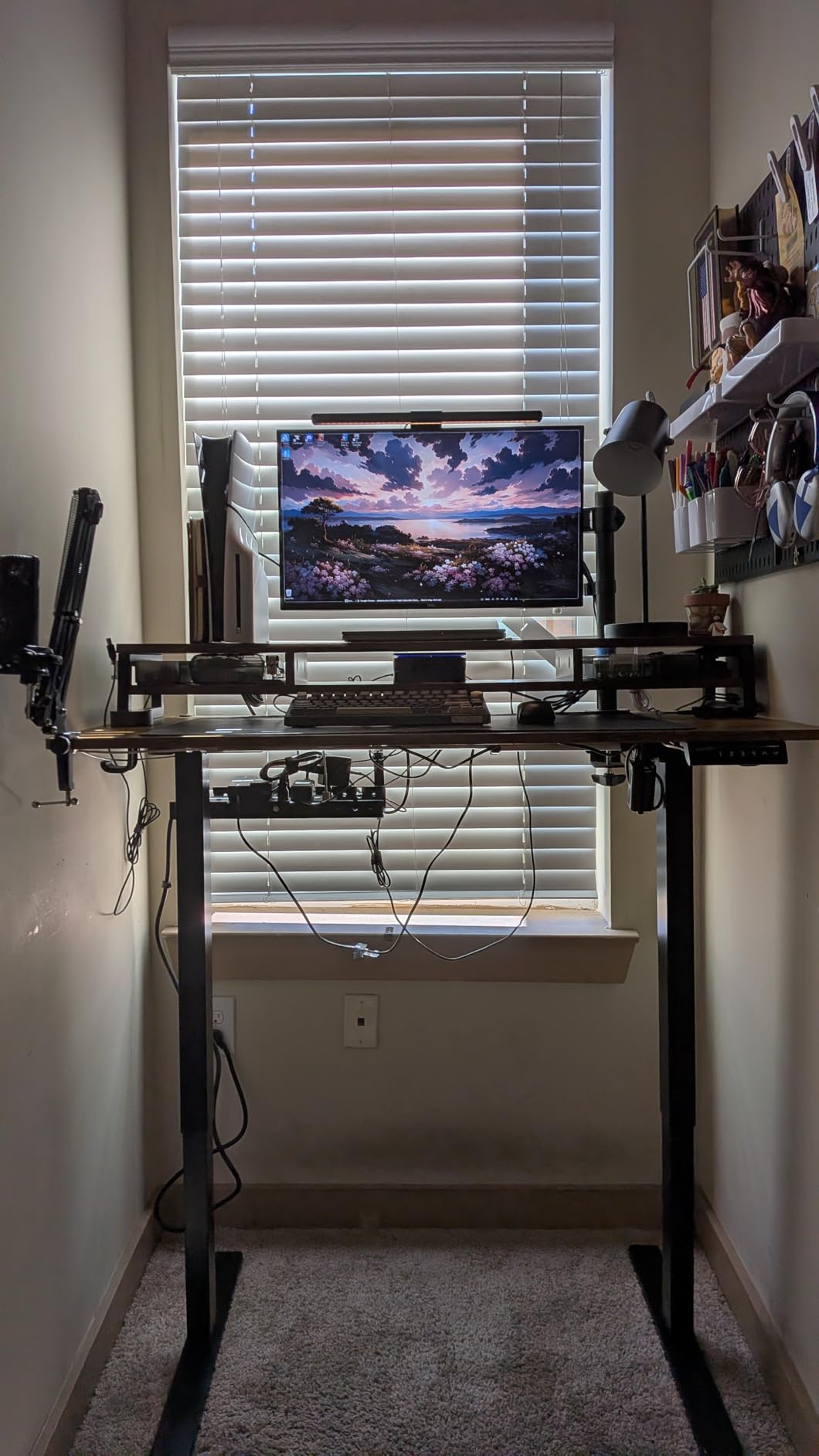 ErGear Height Adjustable Electric Standing Desk, 32 x 19 Inches Sit Stand up Desk, Memory Computer Home Office Desk, Dark Walnut customer photo 1