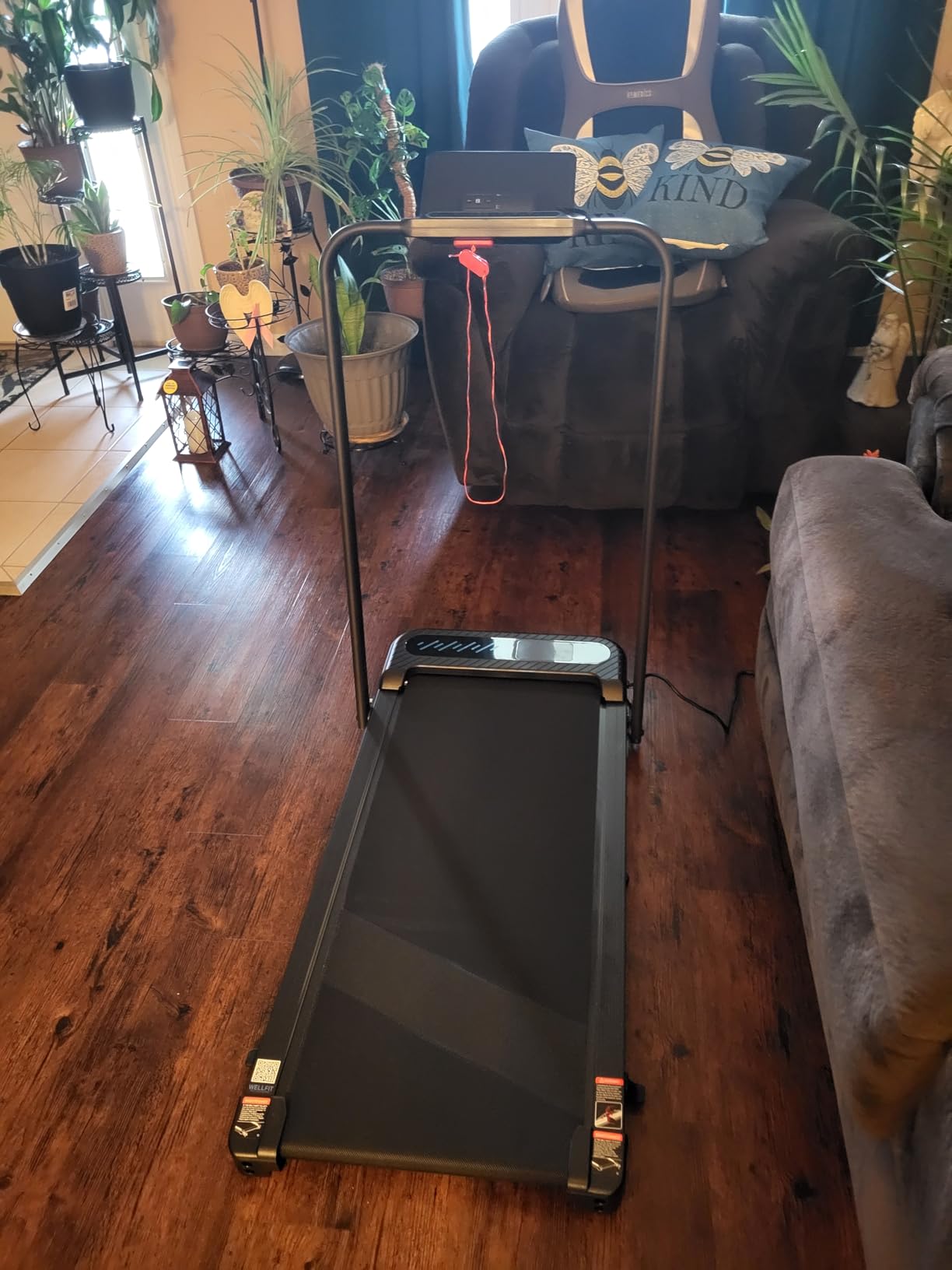 Folding Treadmill for Home, Walking Pad with Incline and Handle Bar | 350+lbs Capacity, Under Desk Treadmill for Home Small Office, Low Noise Treadmills with Smart Voice Control for Jogging Running customer photo 1