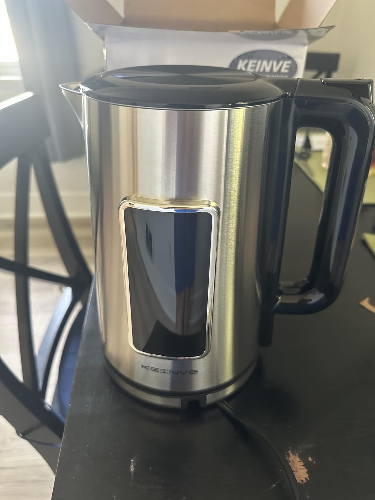 KEINVE 1.7L Electric Kettle, Touch Screen Water Boiler, No Plastic Interior, Double Wall, 6 Preset Temperatures, Fast Boil, and STRIX Control customer photo 2