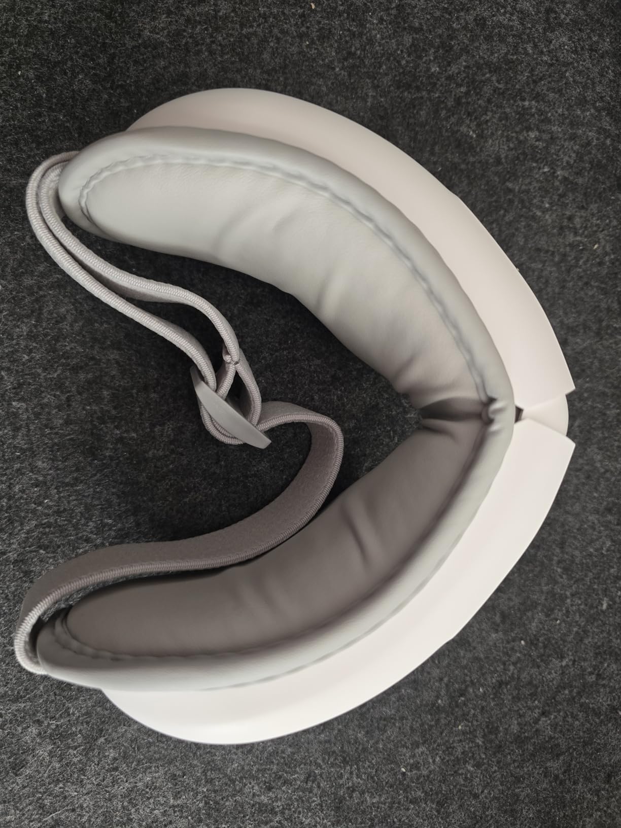 STRIDEFLOW Eye Massager with Heat, Migraine Mask & Headache Relief, FSA Eligible/HSA Eligible, Dry Eye Relief, GENTLE Warmth & LIGHT Compression, Cooling Gel Eye Mask, Foldable Rechargeable customer photo 2