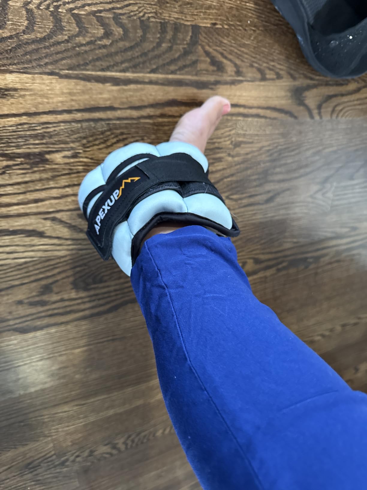 APEXUP Adjustable Ankle Weights for Women and Men, Modularized Leg Weight Straps for Yoga, Walking, Running, Aerobics, Gym, Physical Therapy customer photo 2