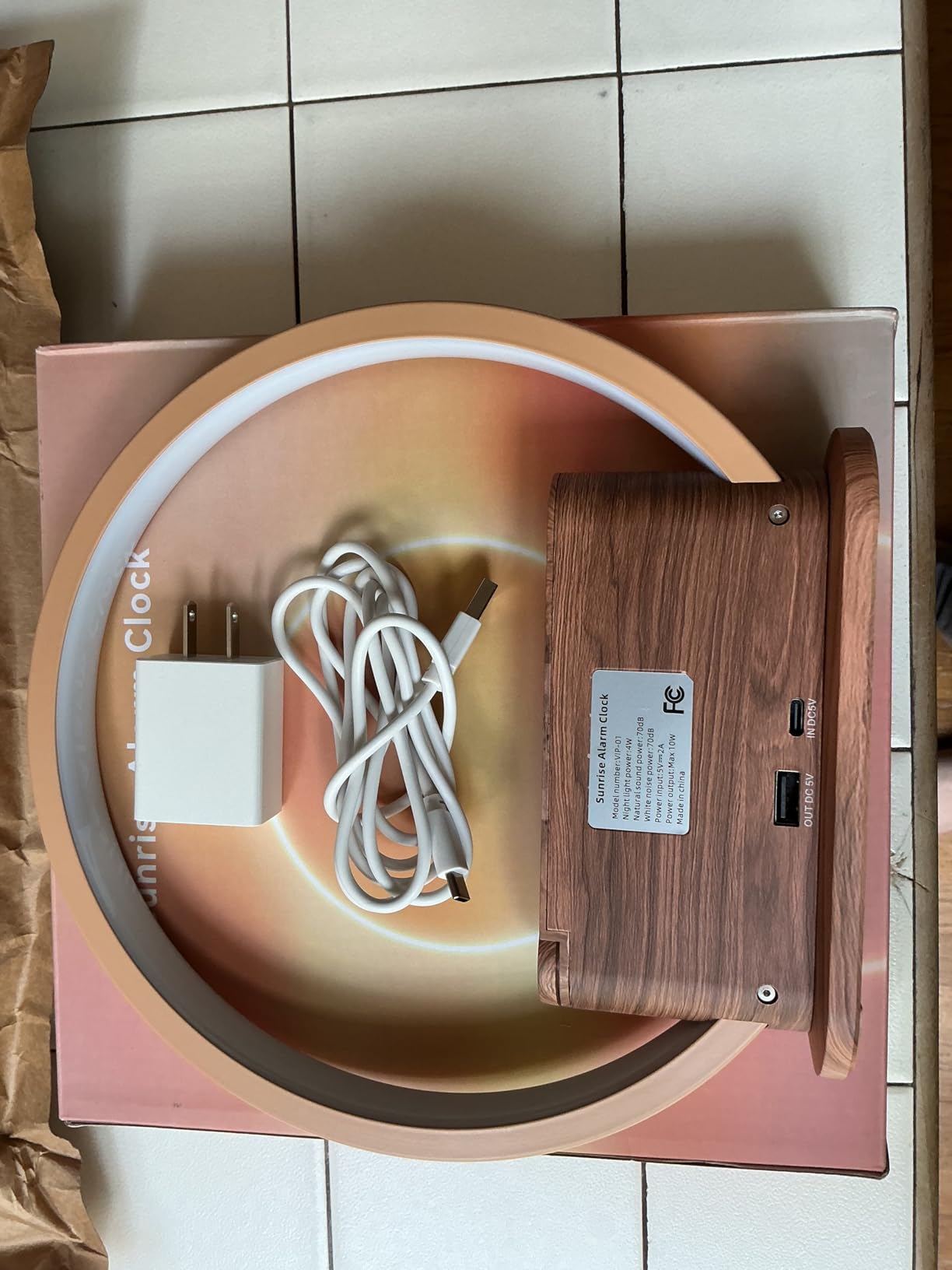 Wood Grain Alarm Clock with Sunrise & White Noise Sound Machine | Natural Wake-Up Light, Dual Alarms & Snooze, 20 Soothing Sounds, Dimmable Clock & Night Light, for Heavy Sleepers & Adults customer photo 2