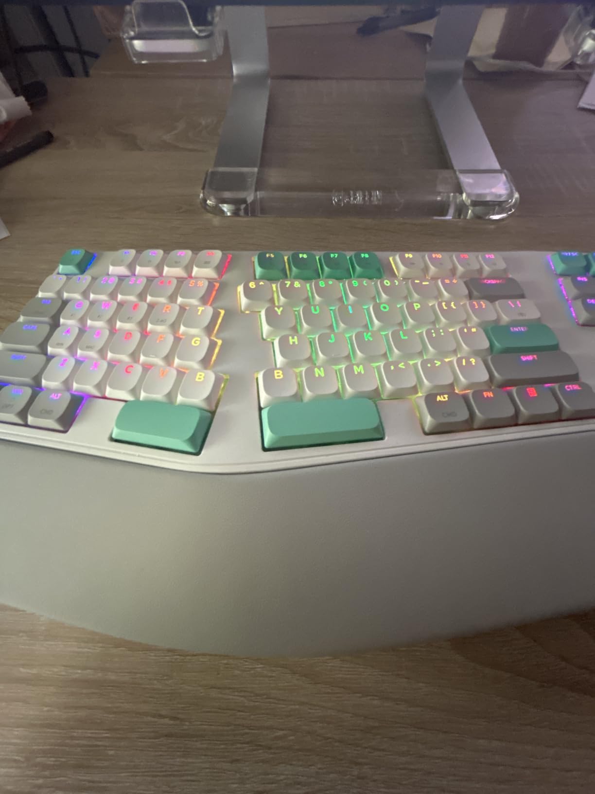 Ergonomic Mechanical Keyboard Split Keyboard Wireless with RGB Backlight, Wrist Rest, Rechargeable, 3-Pin Hot Swappable, Control Knob, 2.4 GHz/Bluetooth/USB-C Wired for Win Mac PC customer photo 1