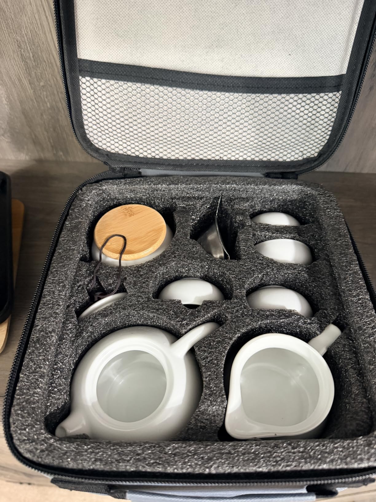 Casa Brava Travel Tea Set Portable Kung Fu Tea Set - Complete Gongfu Tea Set with Ceramic Teapot, 4 Cups, Bamboo Tray, Strainer & Travel Case - Chinese Japanese Asian Tea Ceremony Set for Adults customer photo 1