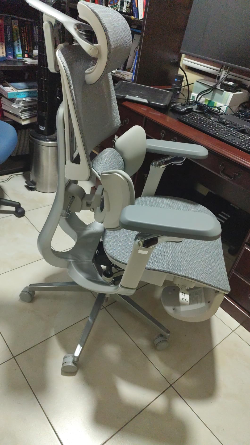 Hbada E3 Air 2026 Ergonomic Office Chair, 3-Zone Lumbar Support, Comfy Home Office Chair with Auto Recline, 4D Headrest & Armrests, 140° Tilt for Work & Relax, Grey customer photo 1