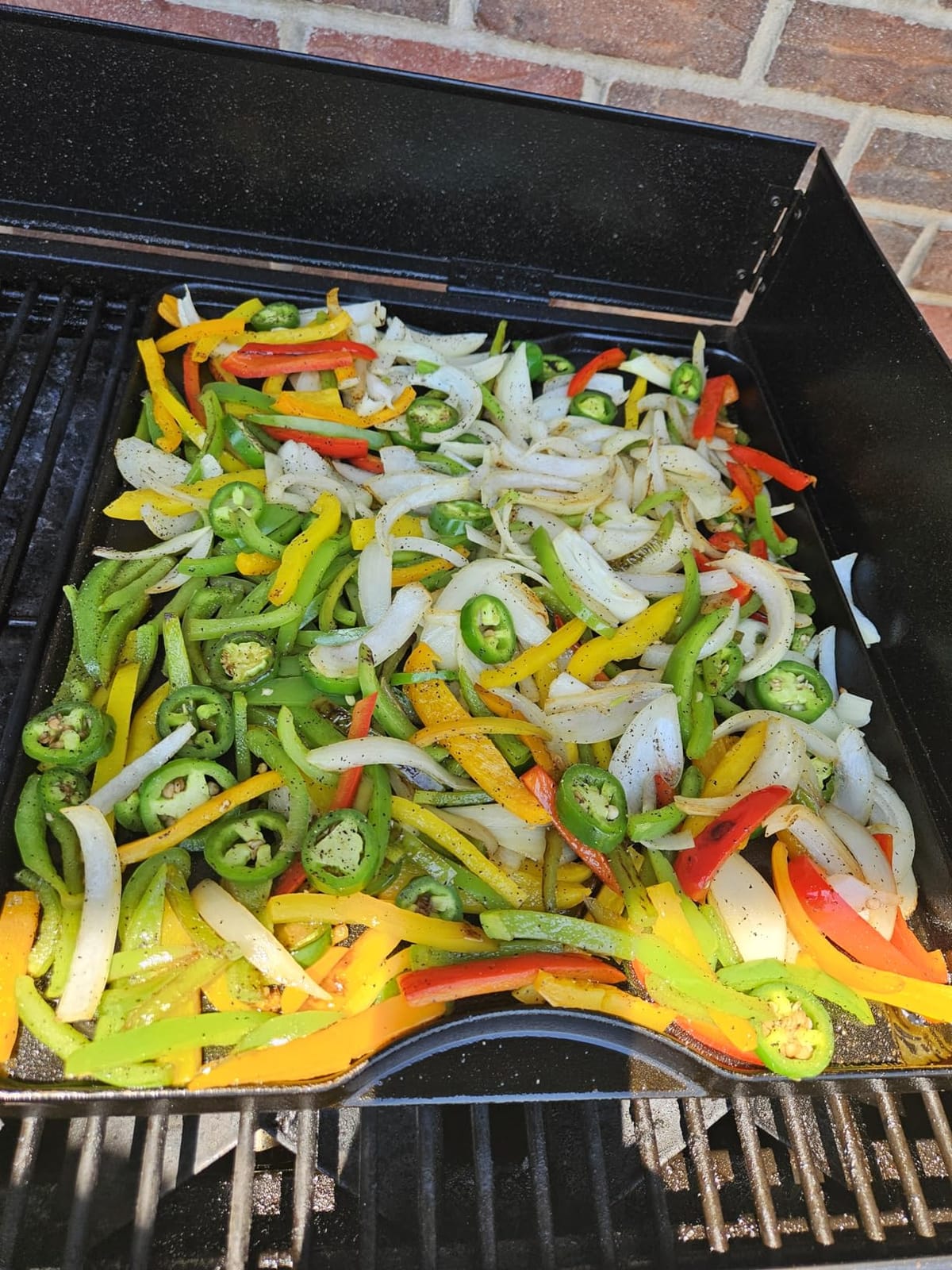 Camp Chef Cast Iron Griddle - 14 x 16, Non-Stick Grill/Griddle Sides customer photo 1