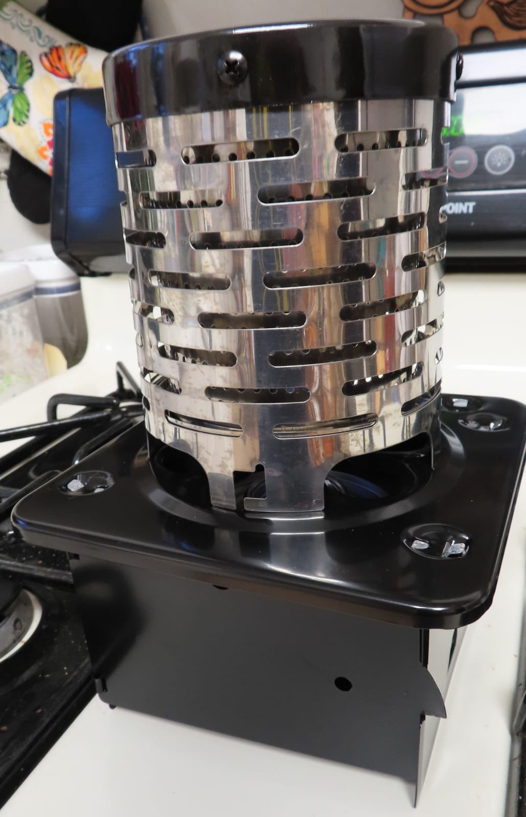 Coghlan's Portable Folding Camp Stove – Compact, Lightweight Steel Cooking Stove for Camping, Backpacking, Hiking, or Emergency Use – Uses Canned Heat or Fuel Tablets, Black customer photo 2