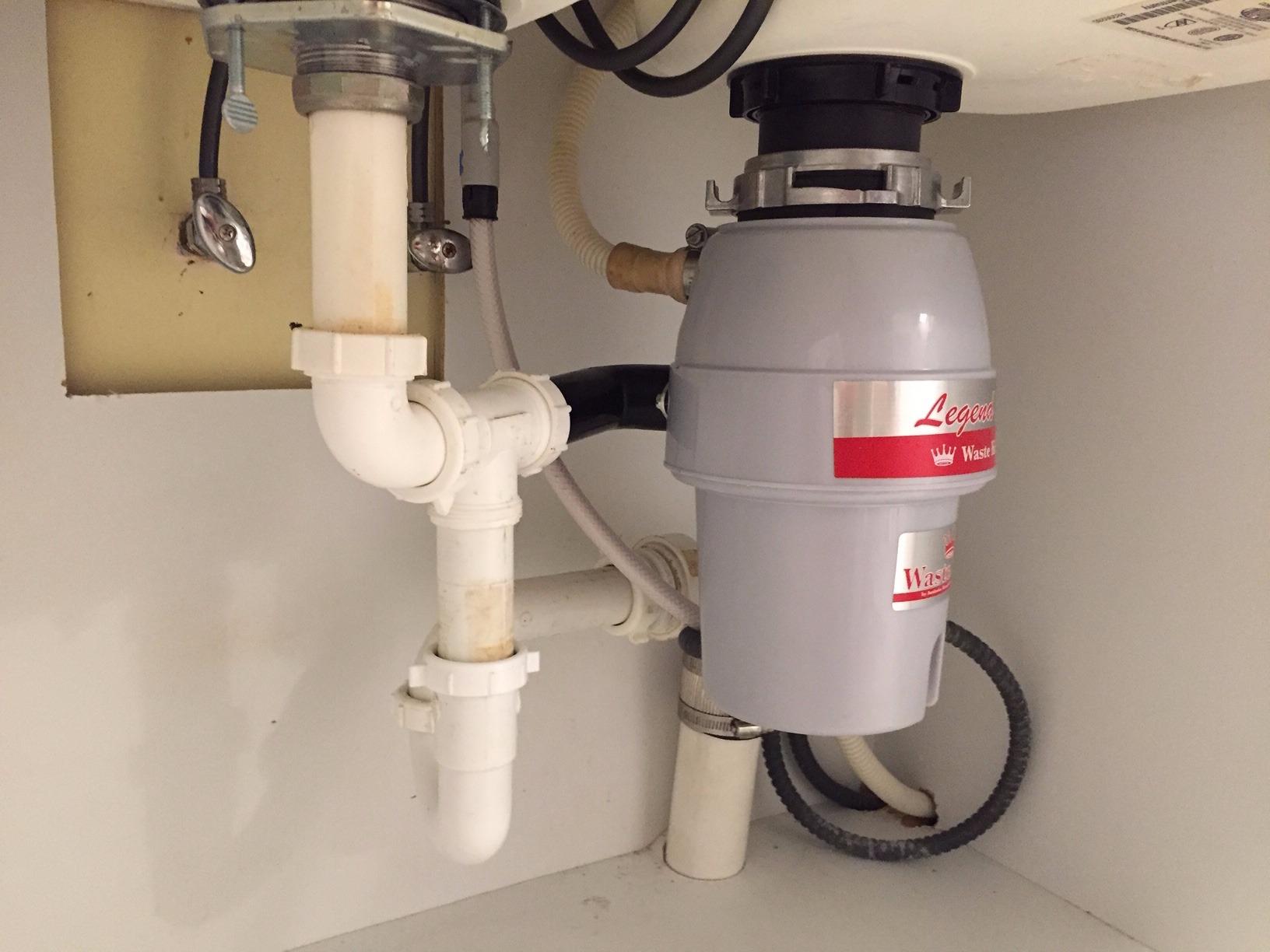 Moen L-2600 Waste King 1/2 HP Continuous Feed Garbage Disposal with Power Cord customer photo 1