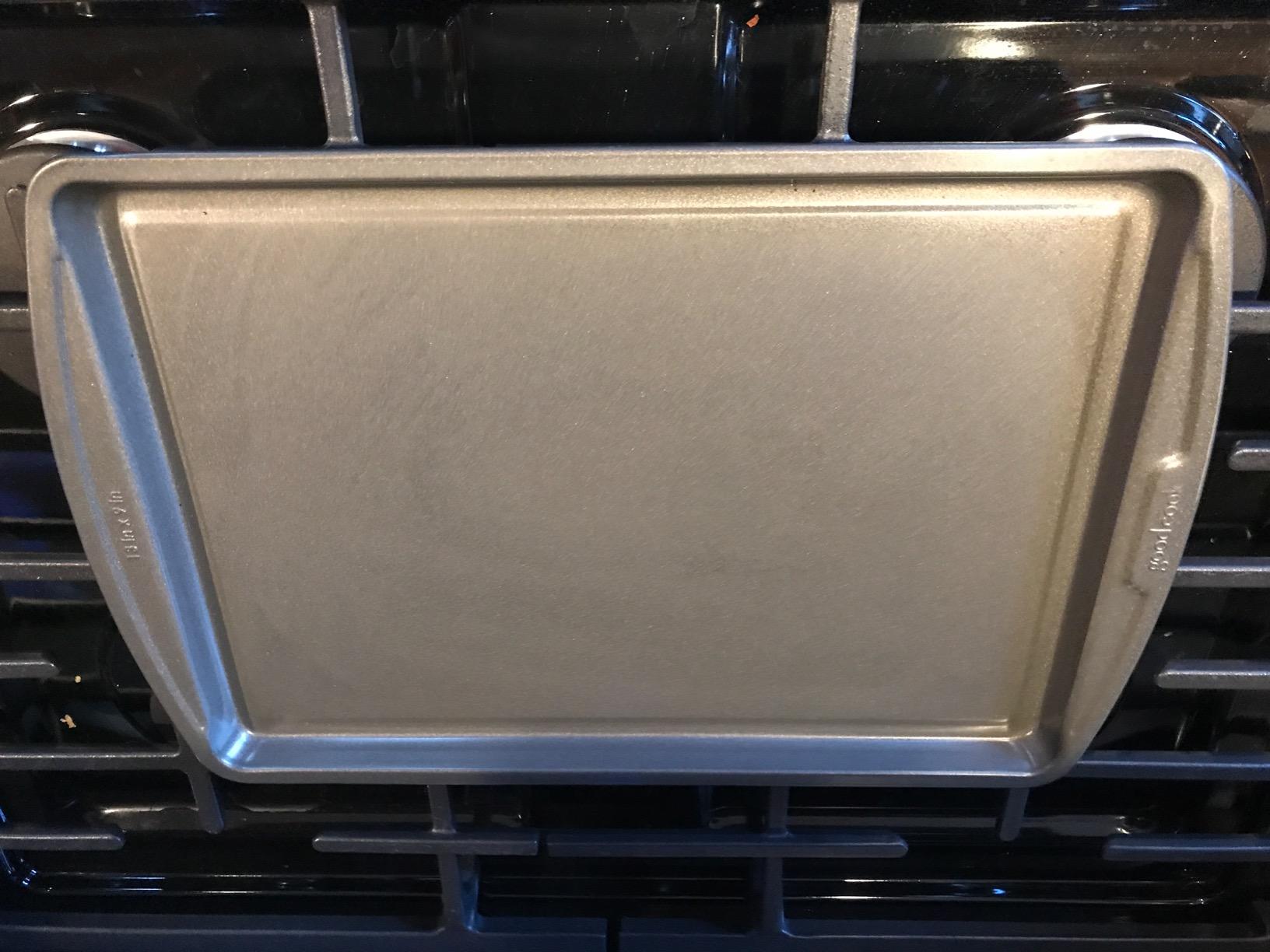 GoodCook Everyday Nonstick Steel Baking Sheet, 17 x 11-Inch, Gray customer photo 1