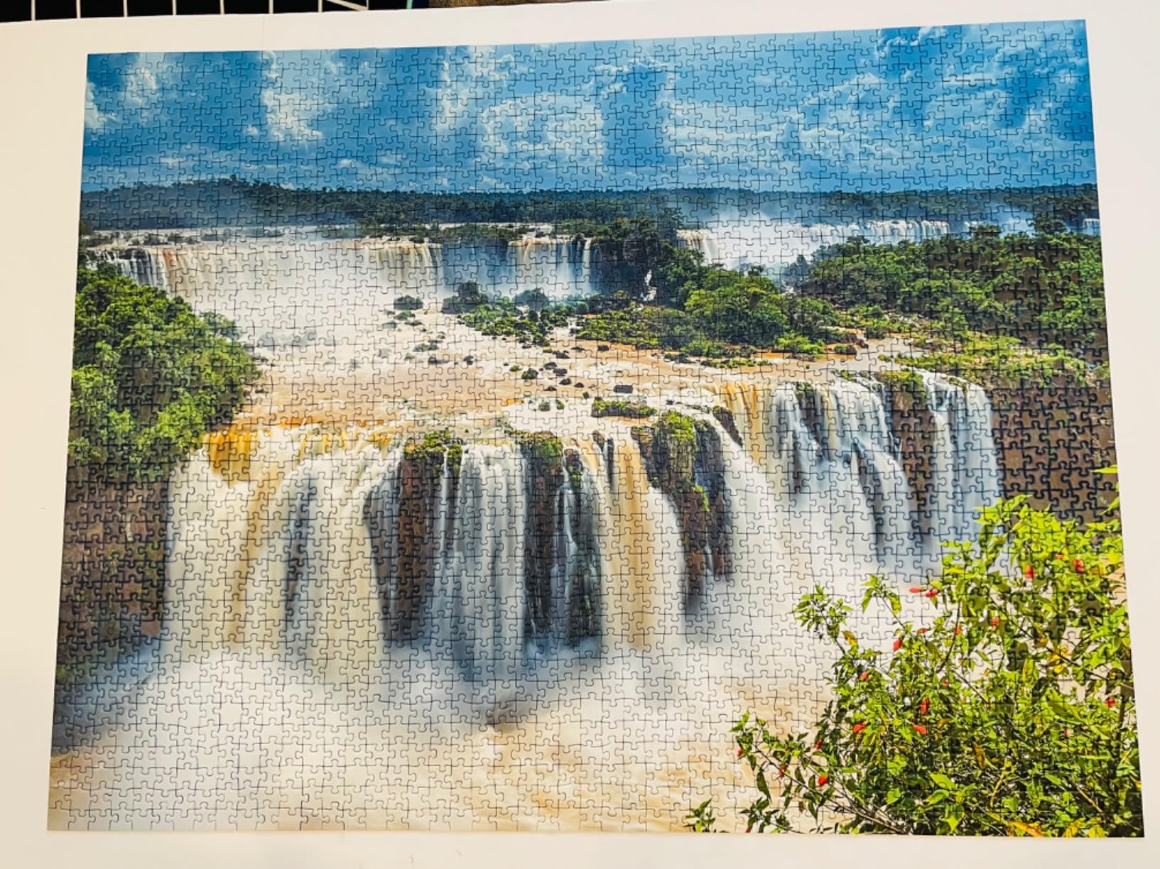 Ravensburger - Iguazu Falls, Brazil - 2000 Piece Jigsaw Puzzle - Breathtaking Waterfalls of Brazil - Beautiful Imagery from Global Artists - Premium Quality - Ideal Gift - Puzzles for Adults customer photo 2