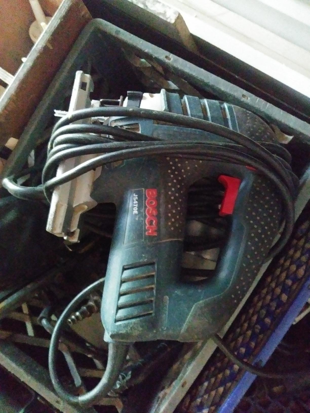BOSCH Top-Handle Jig Saw, 7.0 Amp, Variable-Speed, Corded (JS470E) customer photo 1