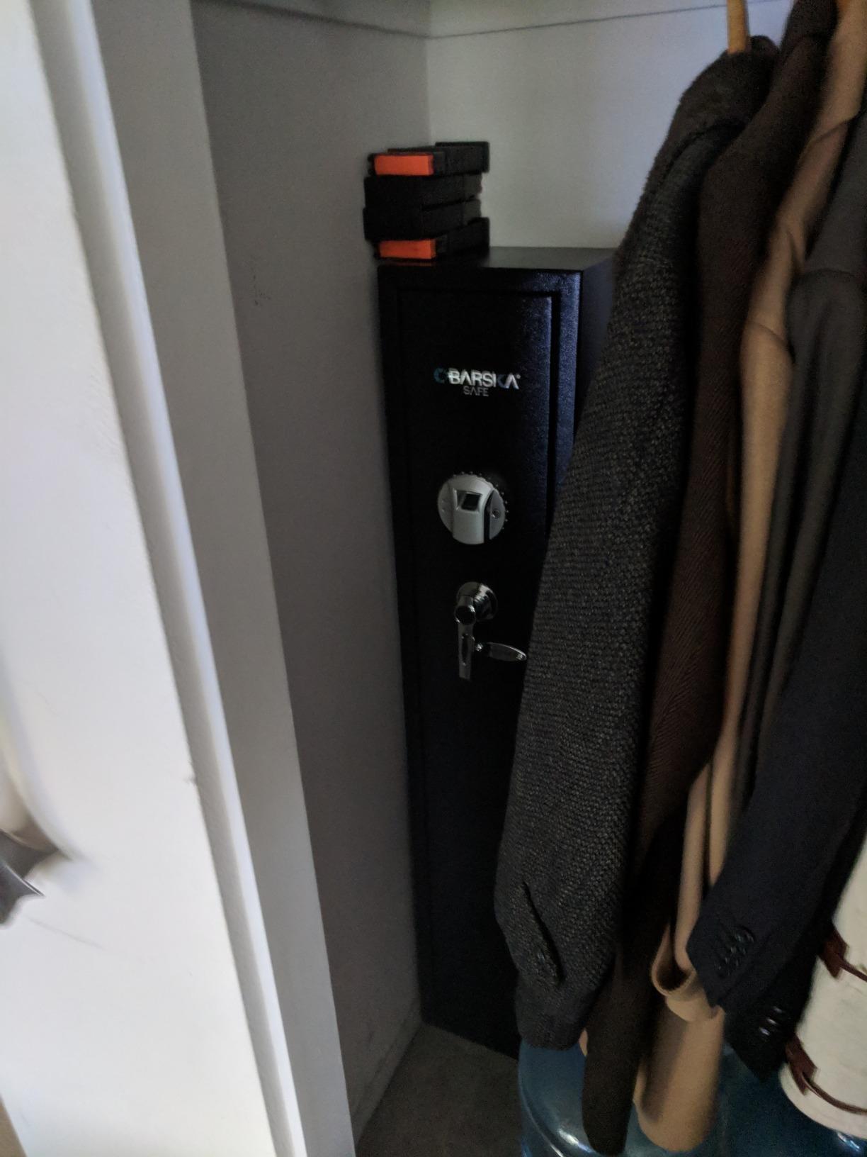 Barska Biometric Rifle Gun Safe – Quick Access Fingerprint Long Gun Safe for Home, DOJ Approved, Silent Mode, Removable Shelf, Backup Keys & Battery customer photo 1