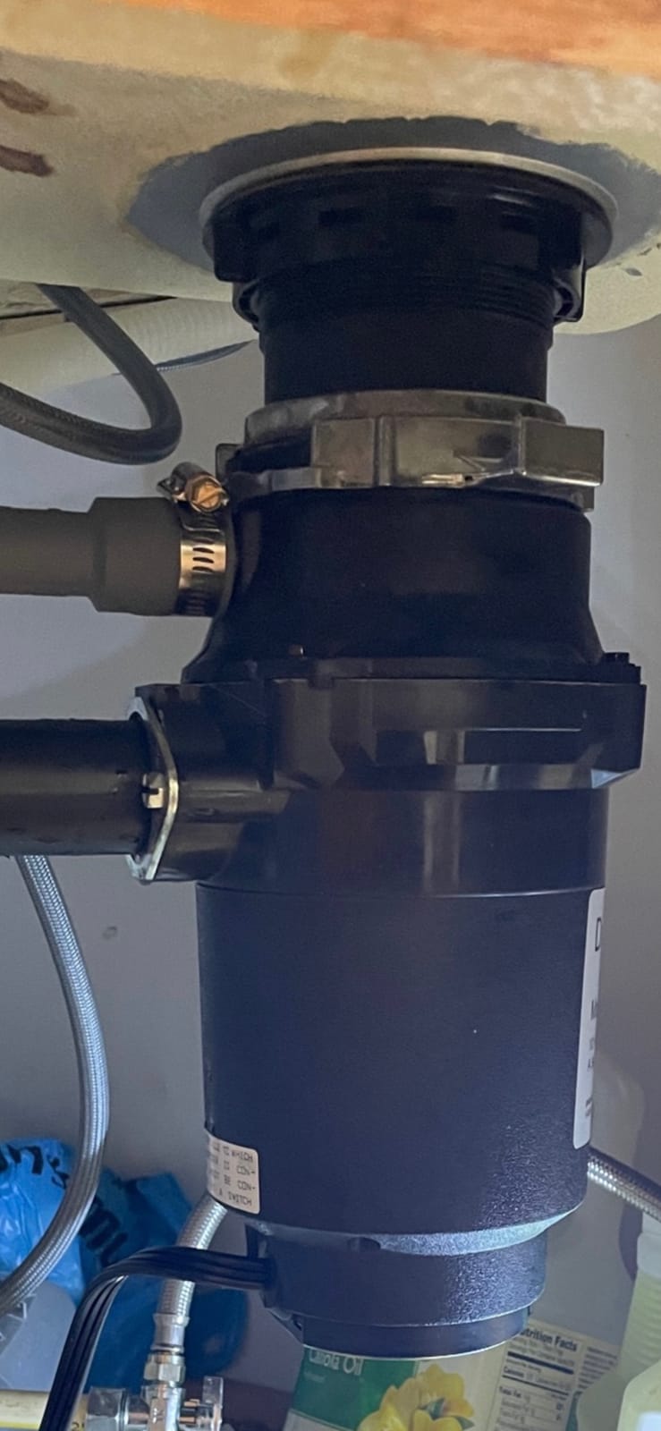 GE Disposall Continuous Feed 1/2 Horsepower Motor Garbage Disposer, Good for Grinding: Cooked Meat, Beans, & Seeds, Easy Install Kit and Power Cord Included, Recommended for 2-4 Person Homes, GFC525N customer photo 1