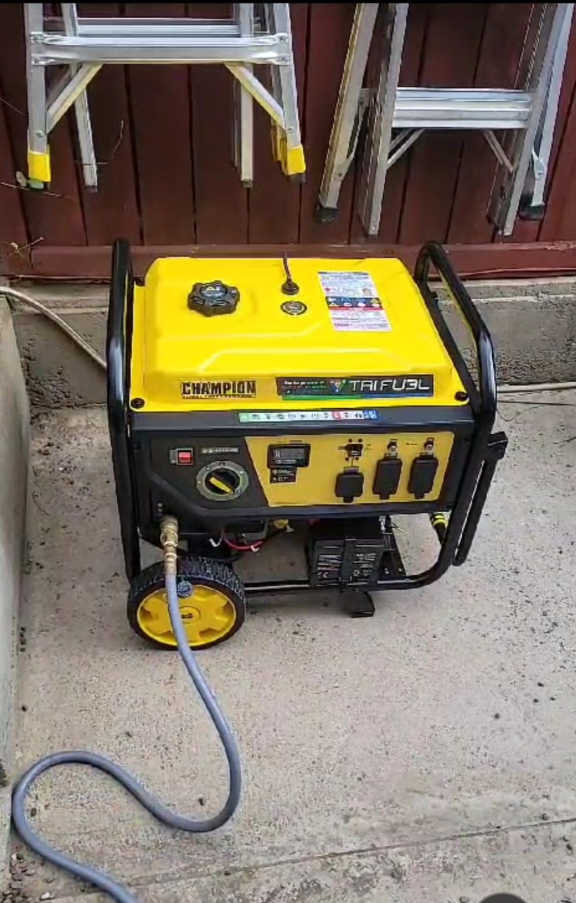 Champion Power Equipment Weather-Resistant Storage Cover for 4800-11,500-Watt Portable Generators customer photo 1