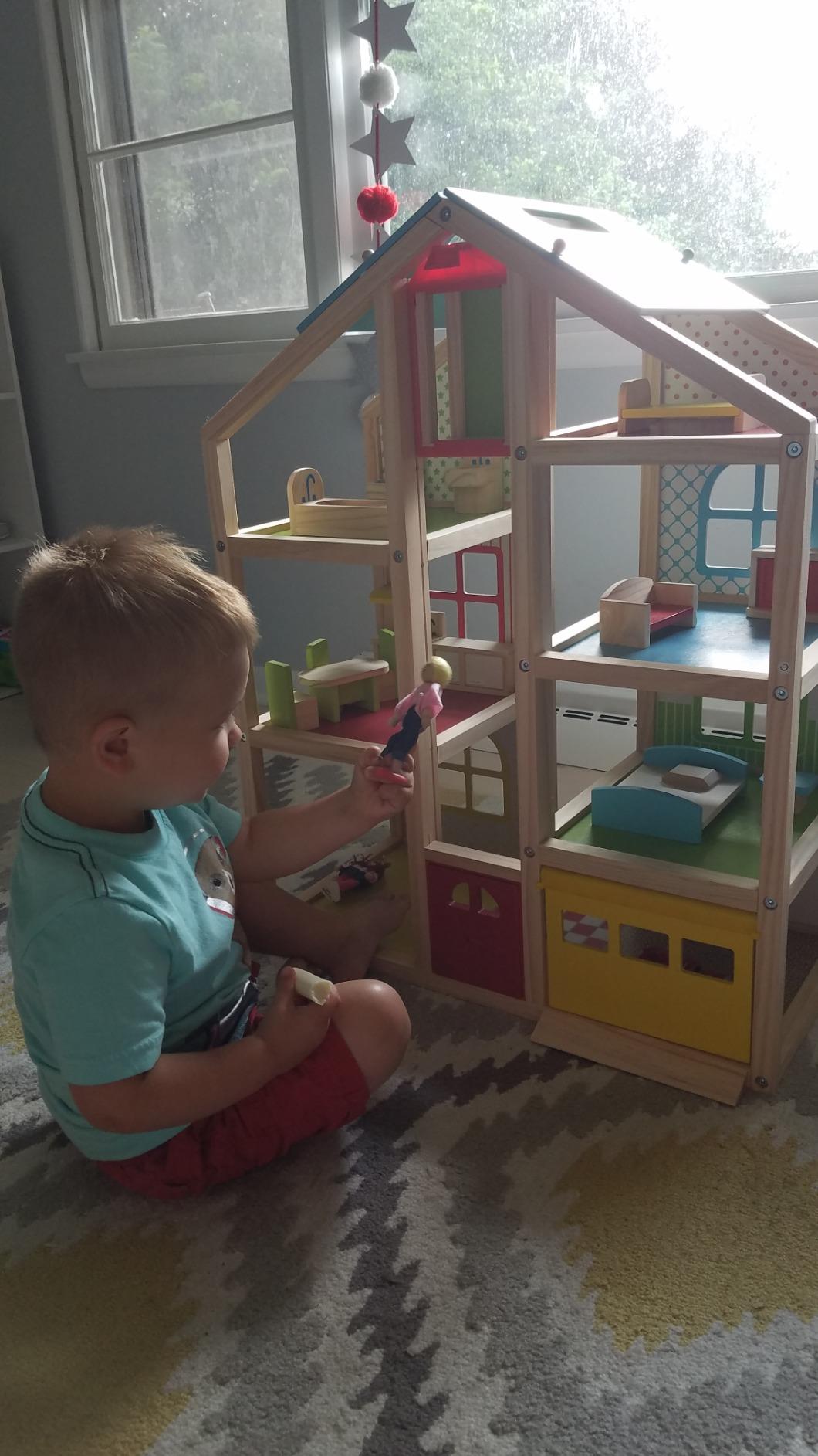 Melissa & Doug Hi-Rise Wooden Dollhouse with Dolls and Dollhouse Furniture customer photo 1