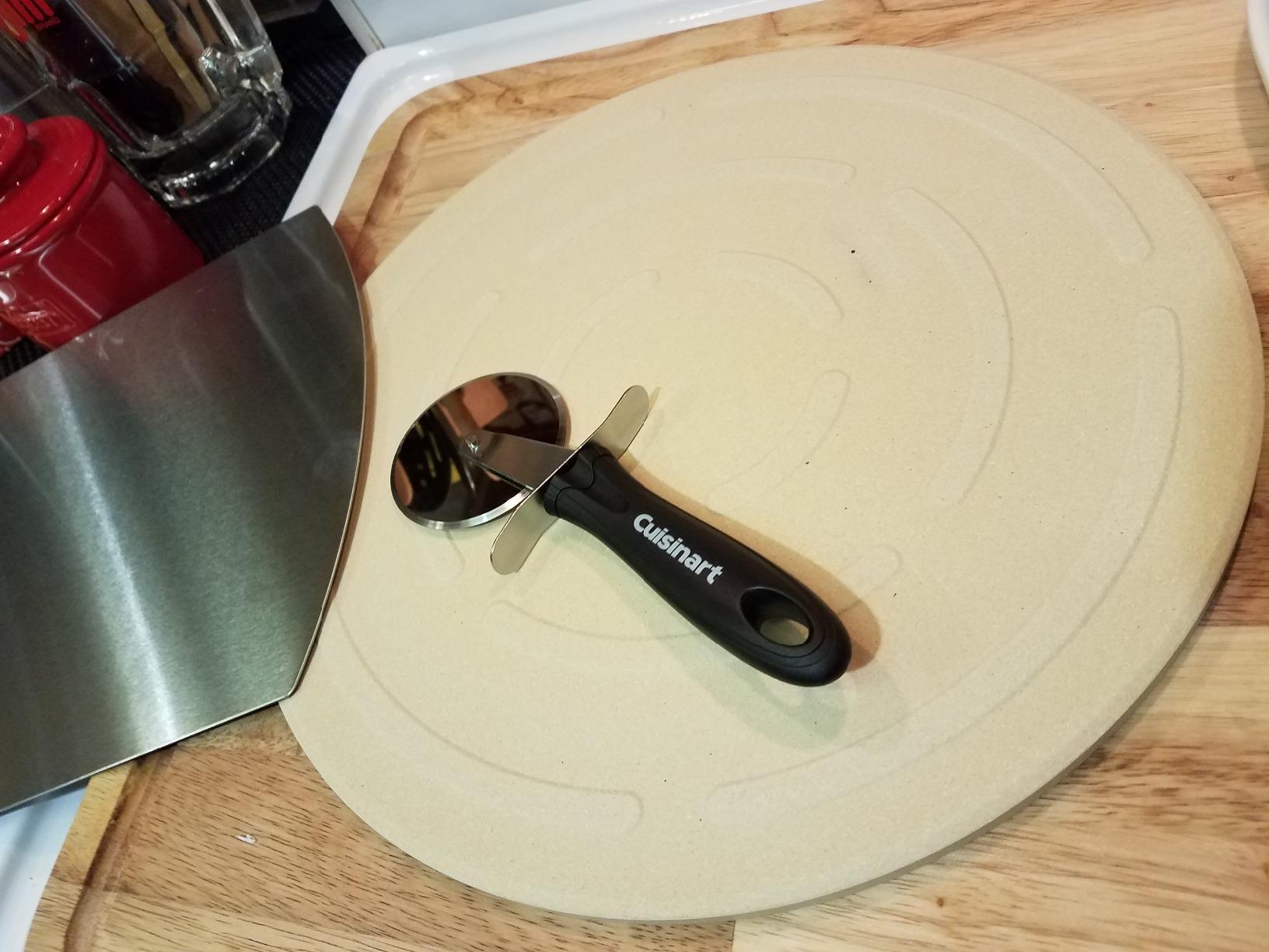Cuisinart 3 Piece Pizza Grilling Pack, 13” Round Pizza Stone for Grill with Cutter and Foldable Stainless Steel Peel, Complete Set to Build Your Own Pizzas at Home customer photo 1