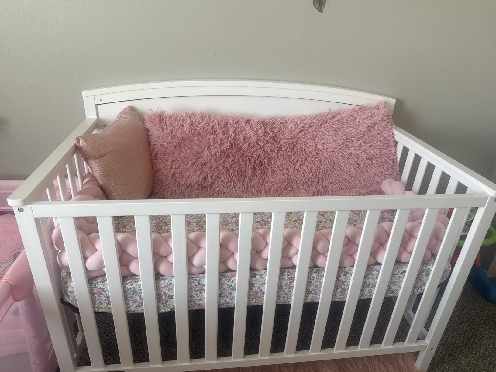 Graco Benton 5-in-1 Convertible Crib, White customer photo 2