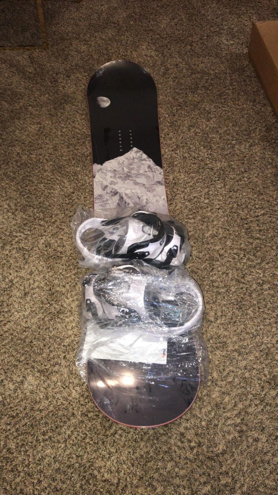System MTN Snowboard with Summit Bindings Men's Snowboard Package… customer photo 1