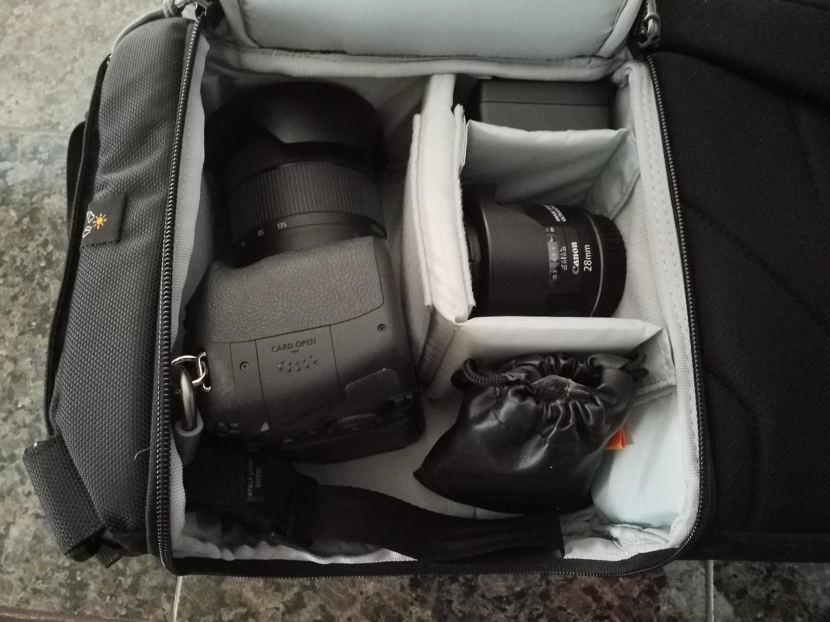 Lowepro LP36899PWW Slingshot Edge 250 AW - A Secure, Slim, Smart and Protective Sling for a Compact DSLR or DJI Mavic Pro/Mavic Pro Platinum,Black,9.06 x 4.72 x 8.27 in customer photo 1
