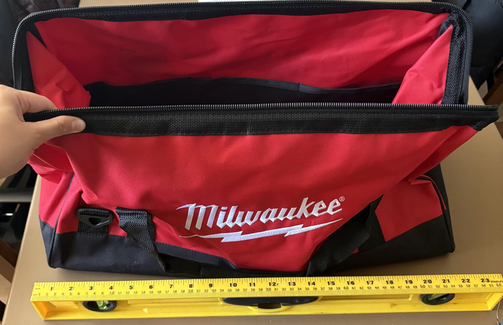 Milwaukee 902033036 23x12x12 Canvas Tool Bag W/Strap customer photo 1