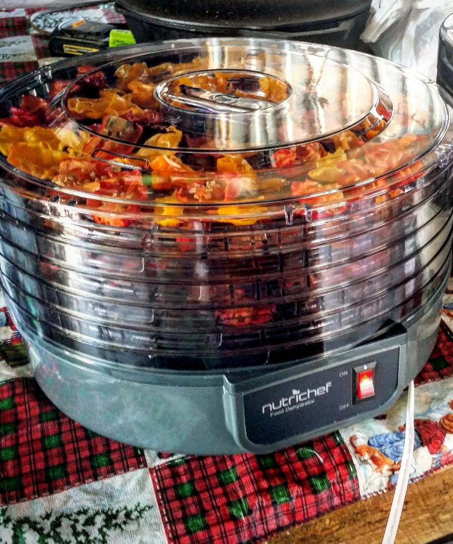NutriChef Electric Countertop Food Dehydrator - Professional Multi-Tier Food Preserver - Dehydrates Fish, Meats, Mushrooms, Fruits & Vegetables - 5 Easy to Clean Stackable Trays., One Size, Black customer photo 1