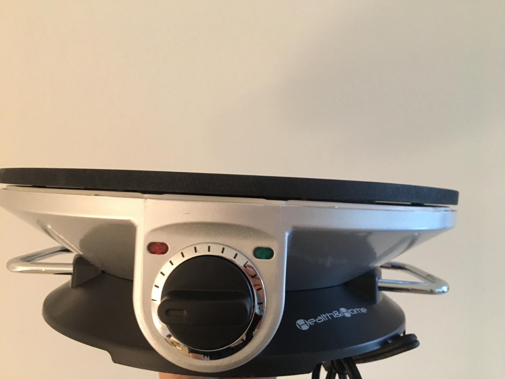 Health and Home No Edge Crepe Maker - 13 Inch Crepe Maker & Electric Griddle - Non-stick Pancake Maker- Crepe Pan customer photo 2