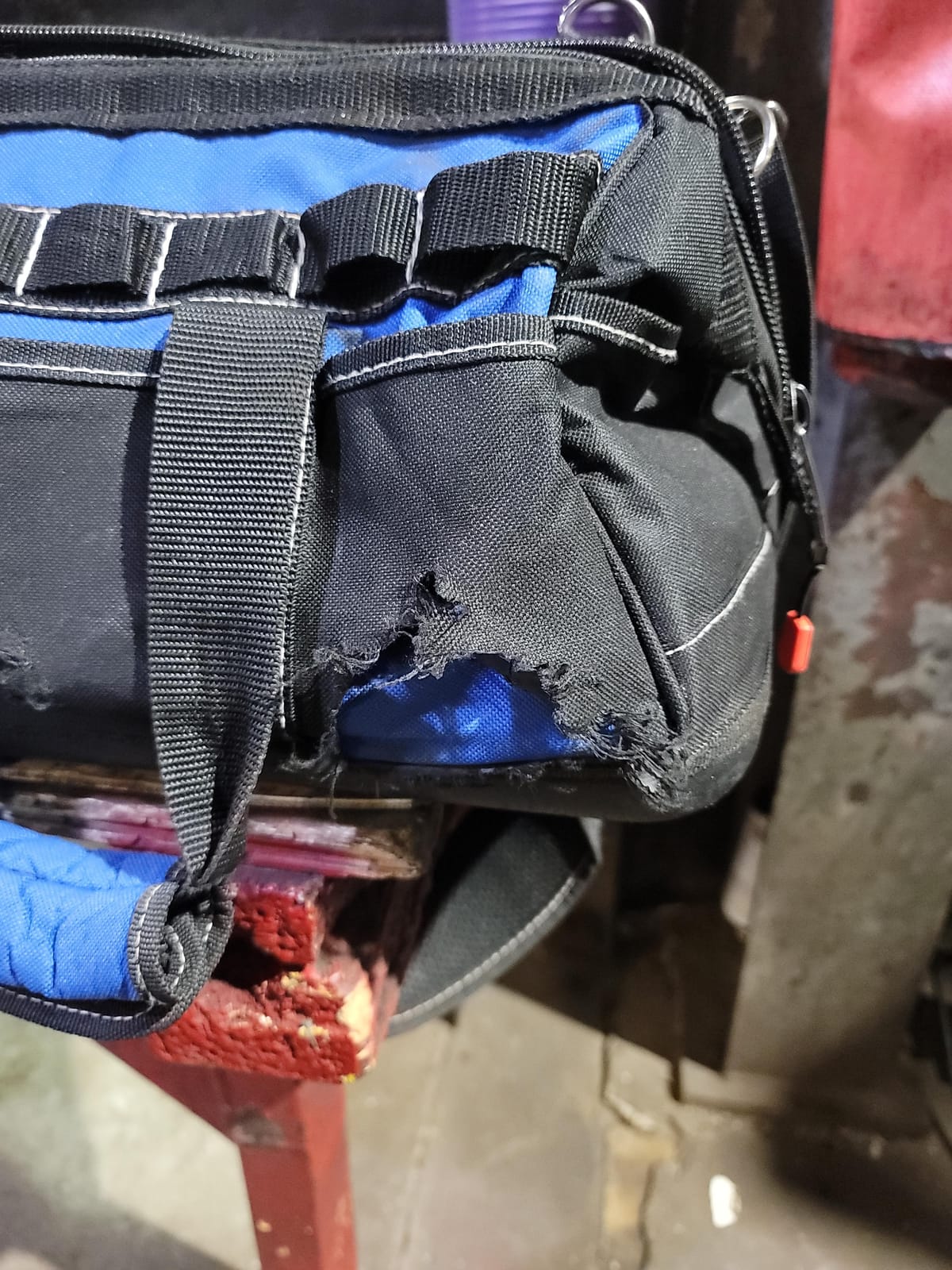 WORKPRO 16-inch Wide Mouth Tool Bag with Water-Proof Molded Base customer photo 1