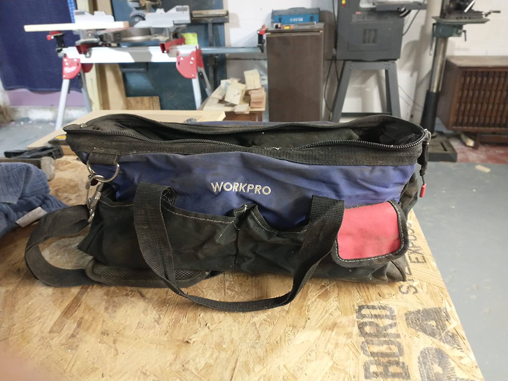 WORKPRO 18-inch Close Top Wide Mouth Storage Tool Bag with Adjustable Shoulder Strap, Sturdy Bottom customer photo 1