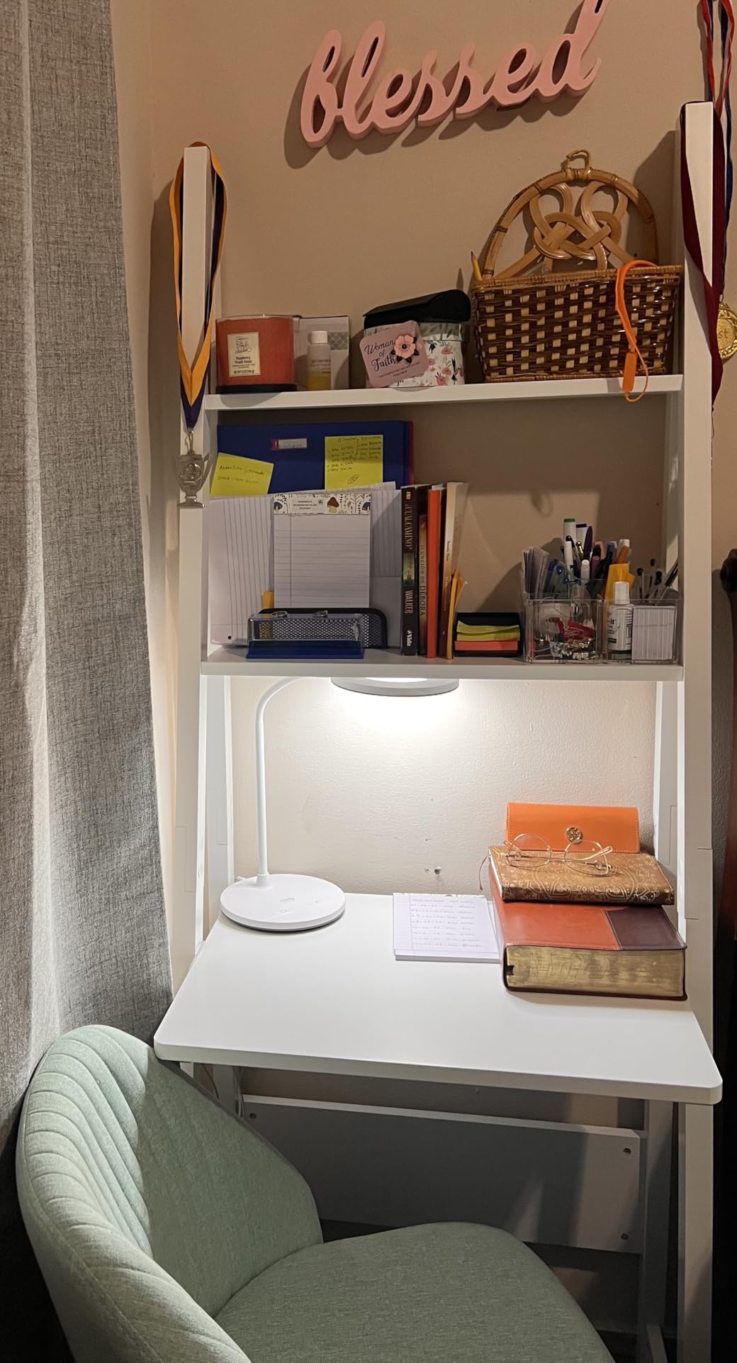 Haotian Ladder Desk with Shelves, Wall Desk for Small Space, Secretary Desk Workstation Dresser Shelf Freestanding Bookshelf, White FRG60-W customer photo 1