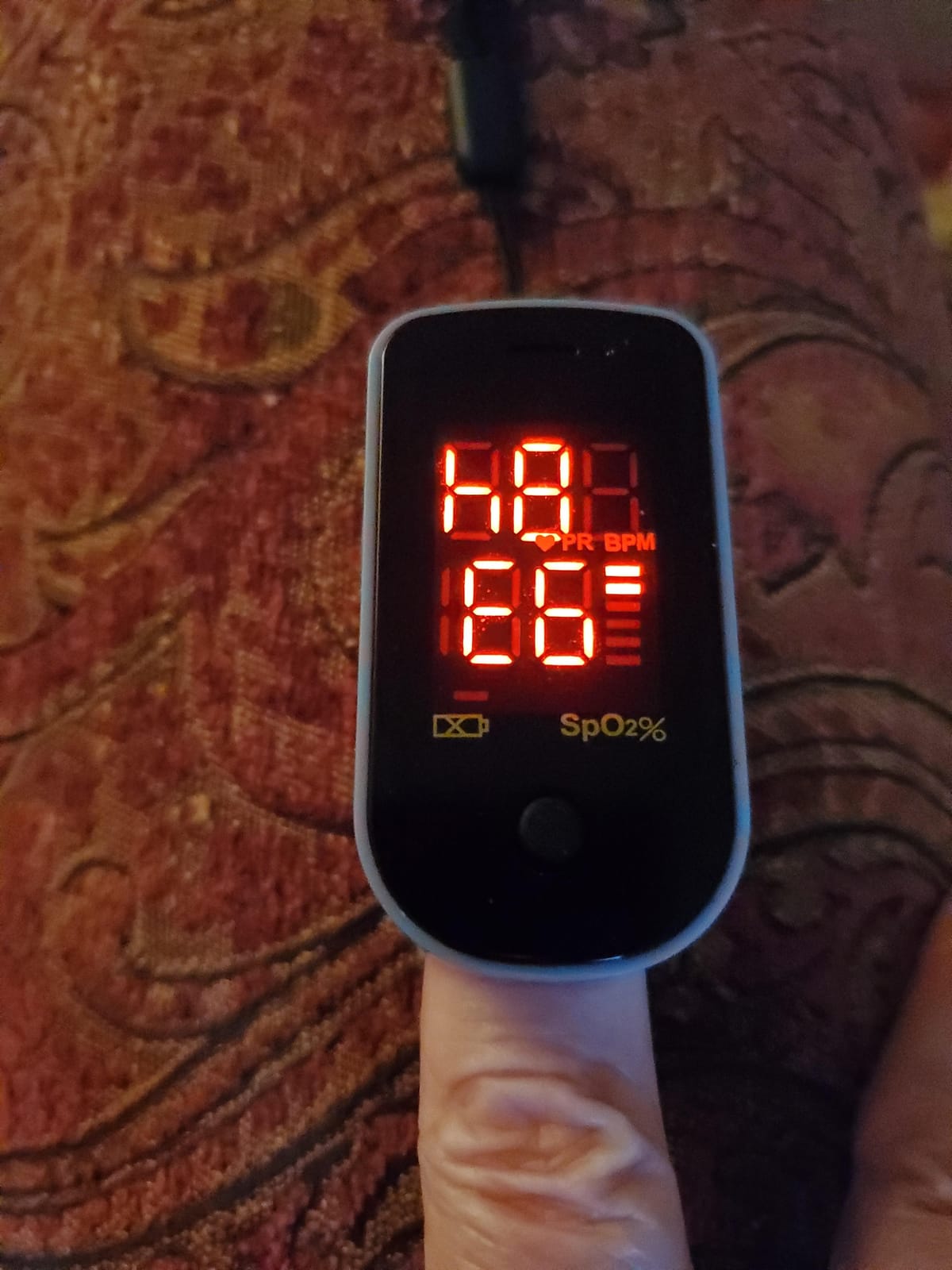 CHOICEMMed Finger Pulse Oximeter, Blood Oxygen Saturation Monitor, Fingertip O2 Sensor with LED Display, Pulse Rate Reader, Portable SpO2 Monitor with Batteries, Carry Case & Lanyard, Blue customer photo 2