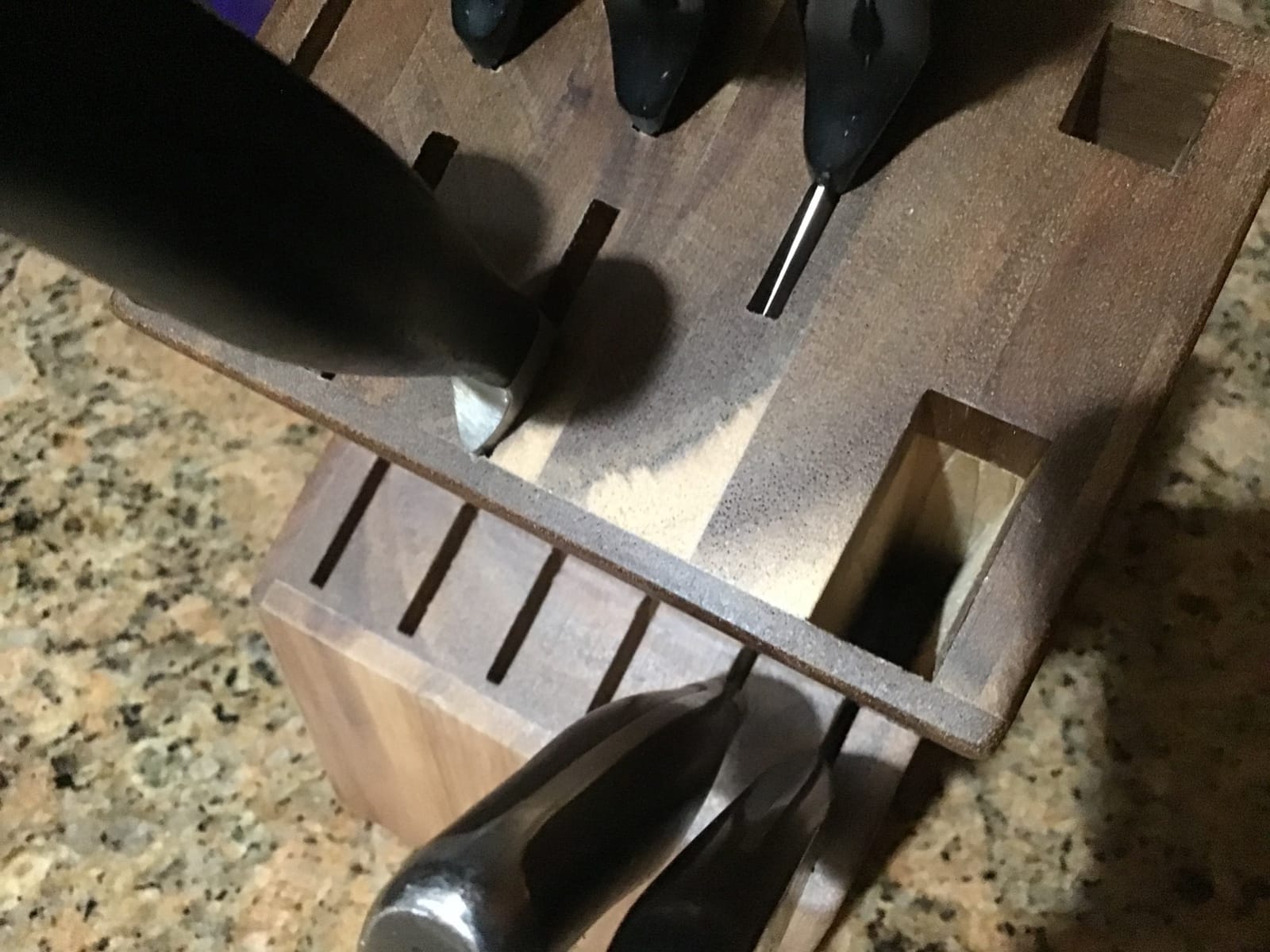 Coninx Acacia Wood Kitchen Knife Block - 15 Slots Knife Holder - Professional Quality Wood Knife Organizer - Secure Knife Stand To Keep Knives Neat & Sharp - Knife Blocks for Kitchen Knife Storage customer photo 2