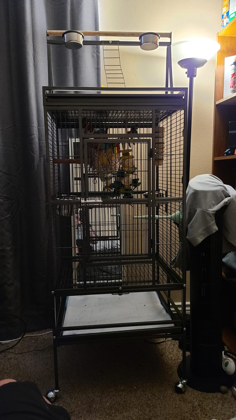 SUPER DEAL PRO 61-inch 2in1 Large Bird Cage with Rolling Stand Playtop Parrot Chinchilla Finch Cage Macaw Conure Cockatiel Cockatoo Pet House Wrought Iron Birdcage, Black customer photo 1