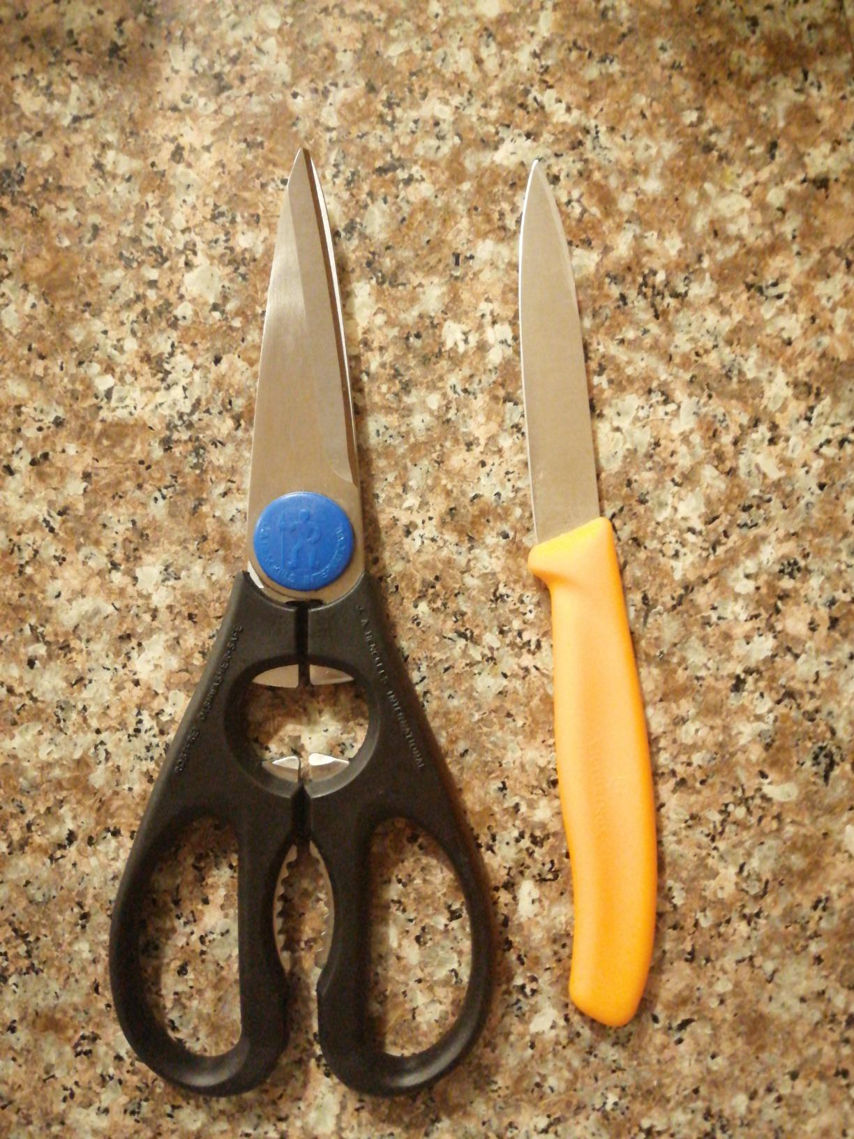 Henckels Kitchen Scissors Multi-purpose kitchen shears Made in Japan customer photo 1