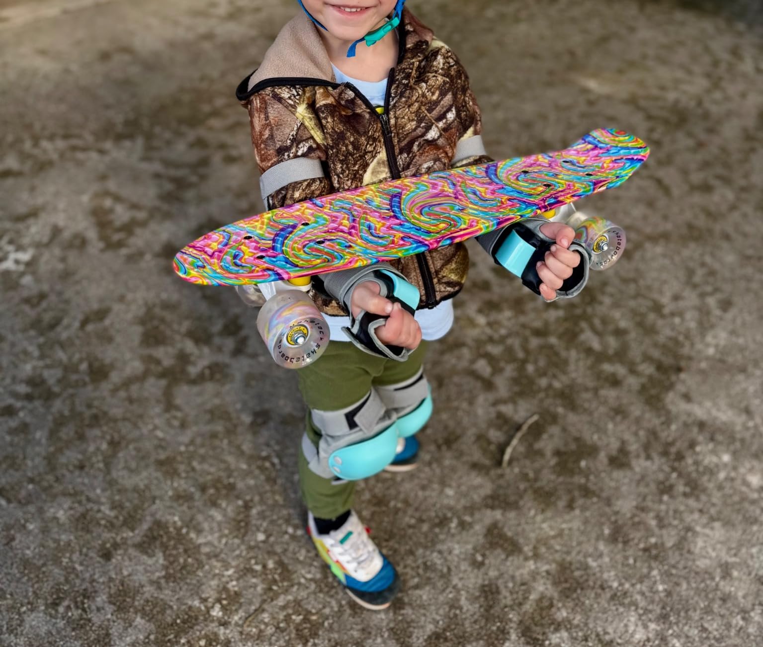 Skateboards Complete 22 Inch Mini Cruiser Retro Skateboard customer photo 2