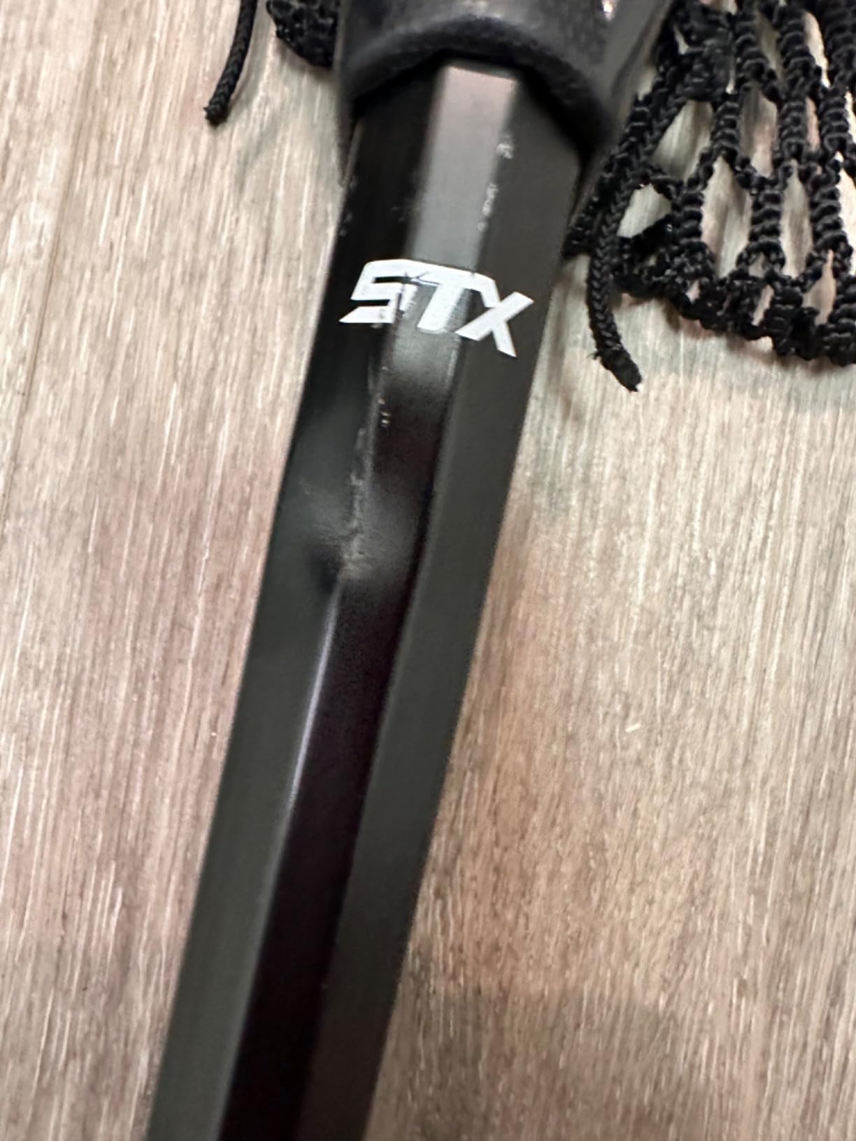 STX Lacrosse Stallion 200 Boys Complete Stick with Mesh Pocket, Attack/Midfielder customer photo 2