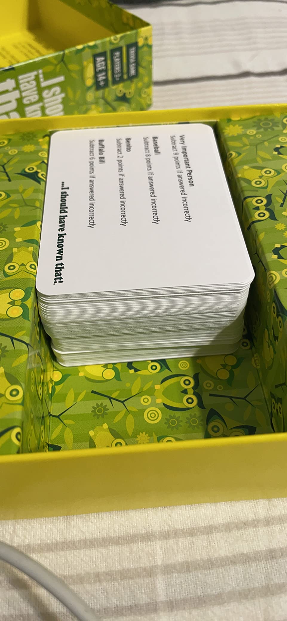 I should have known that! - A Trivia Game About Things You Oughta Know, Green customer photo 1