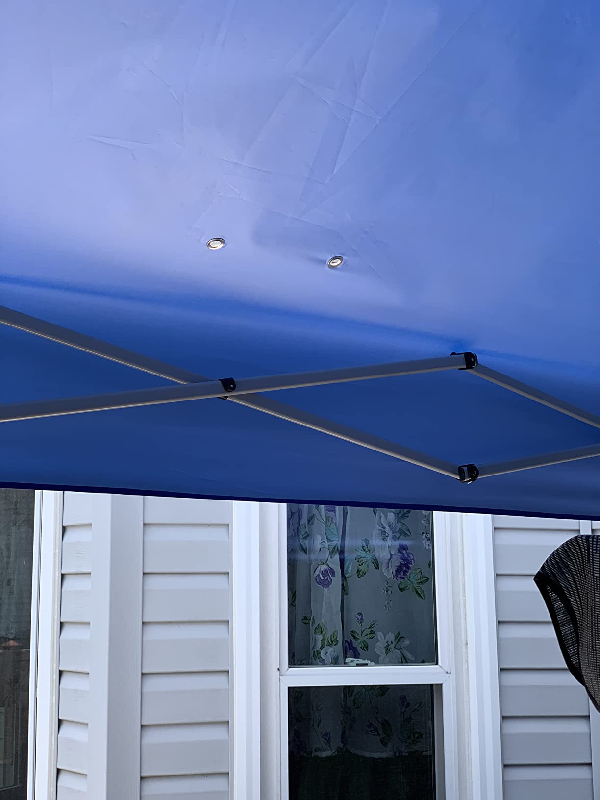 CROWN SHADES 10x10 Pop Up Canopy Tent with One Push Setup, Grid White customer photo 2