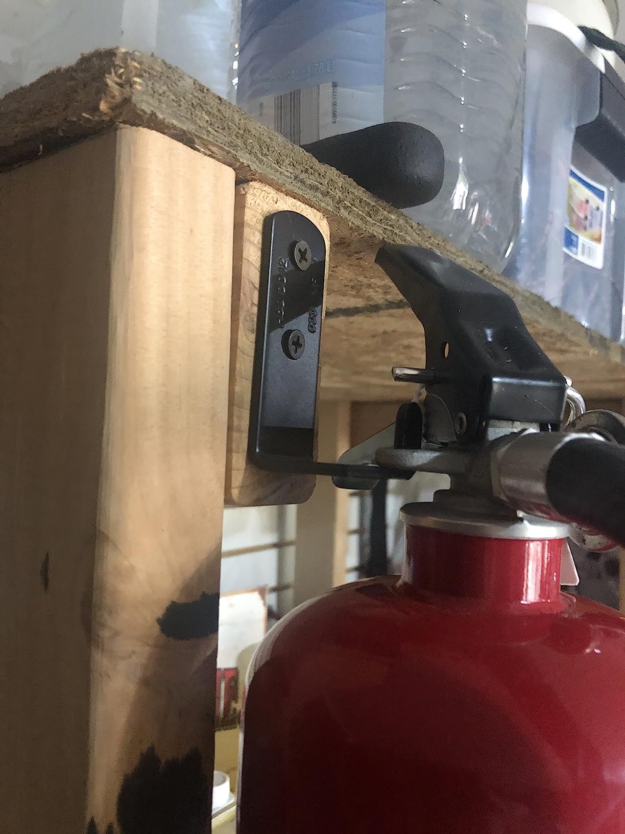 First Alert Fire Extinguisher, Heavy Duty for Home & Commercial Use customer photo 2
