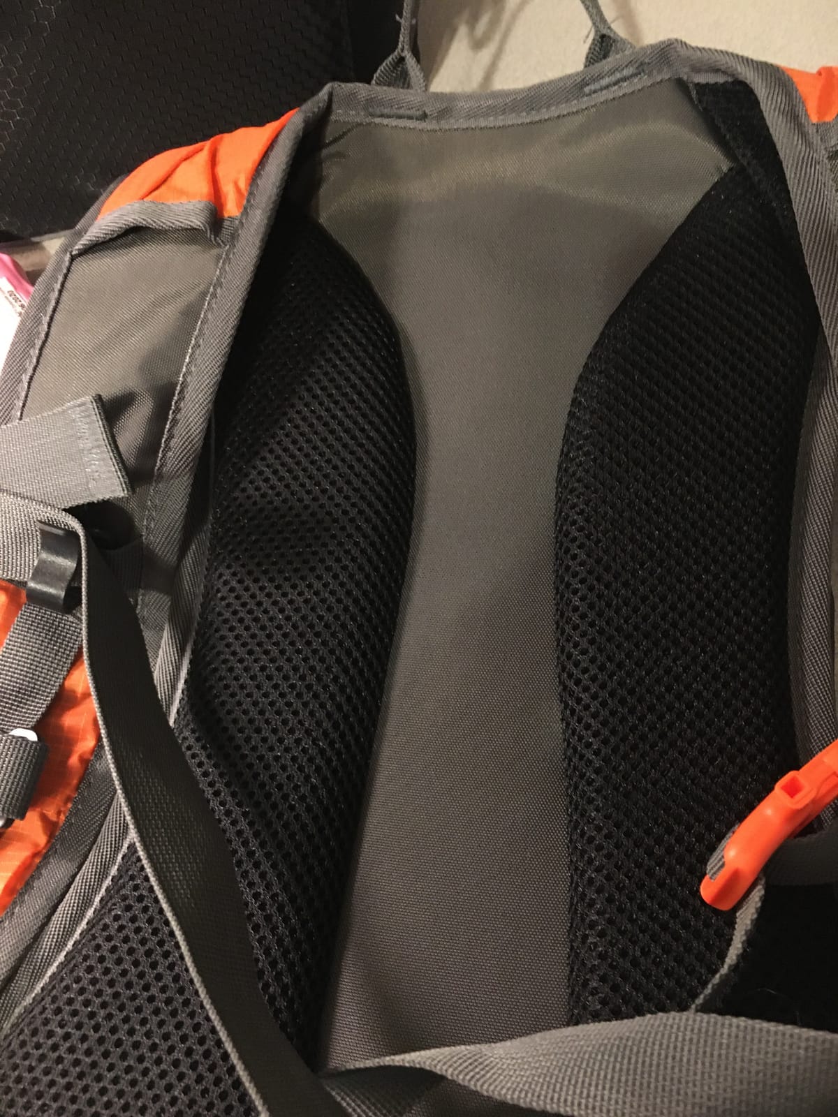 Unigear Hydration Pack Backpack with 2L Water Bladder for Hiking & Cycling customer photo 1