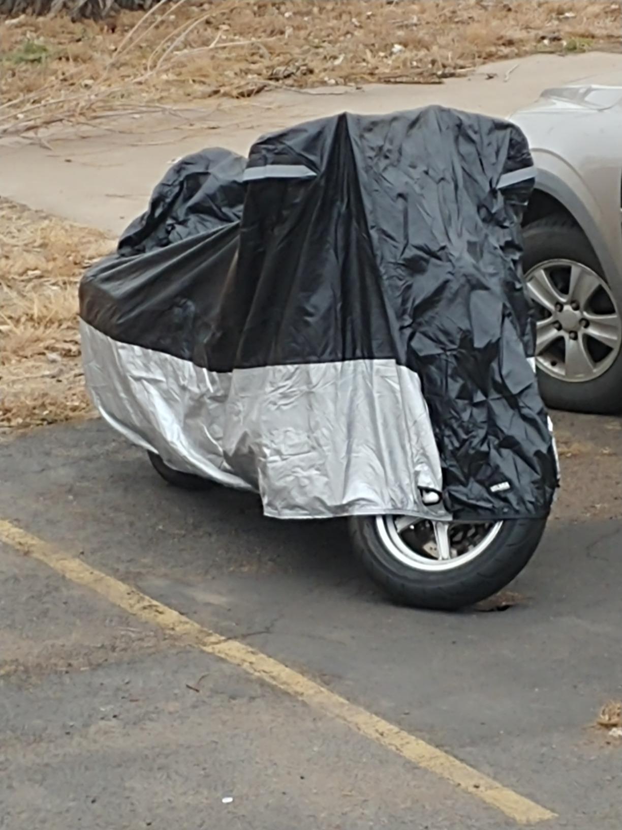 VELMIA Motorcycle Cover - Extremely Heat Resistant up to 550F, Waterproof for All Seasons, Fits Motorcycles, Scooters, Mopeds & Harleys customer photo 1