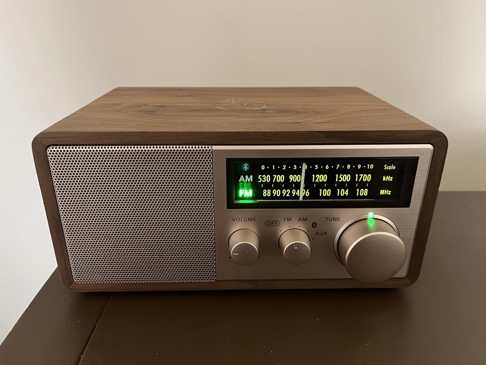 Sangean WR-16 AM/FM, Aux-in, Bluetooth, Wooden Cabinet Radio customer photo 1