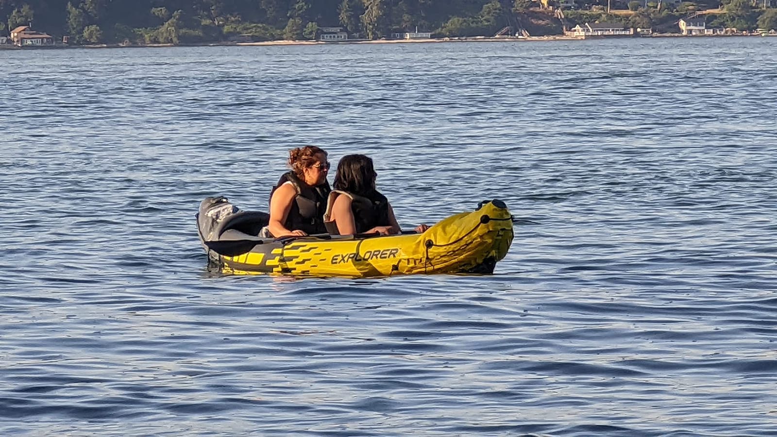INTEX 68307EP Explorer K2 Inflatable Kayak Set: Deluxe 86in Kayak Paddles and High-Output Pump – Adjustable Seats with Backrest – Removable Skeg – 2-Person – 400lb Weight Capacity, 2 Pack customer photo 1